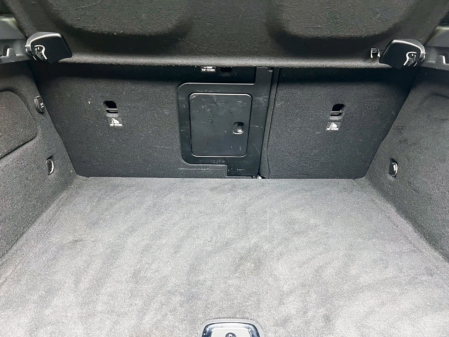 全台到府賞車 2017 Benz GLA250 4Matic AMG Line X156型『小李經理』元禾國際車業/中古車/促銷中  第20張相片