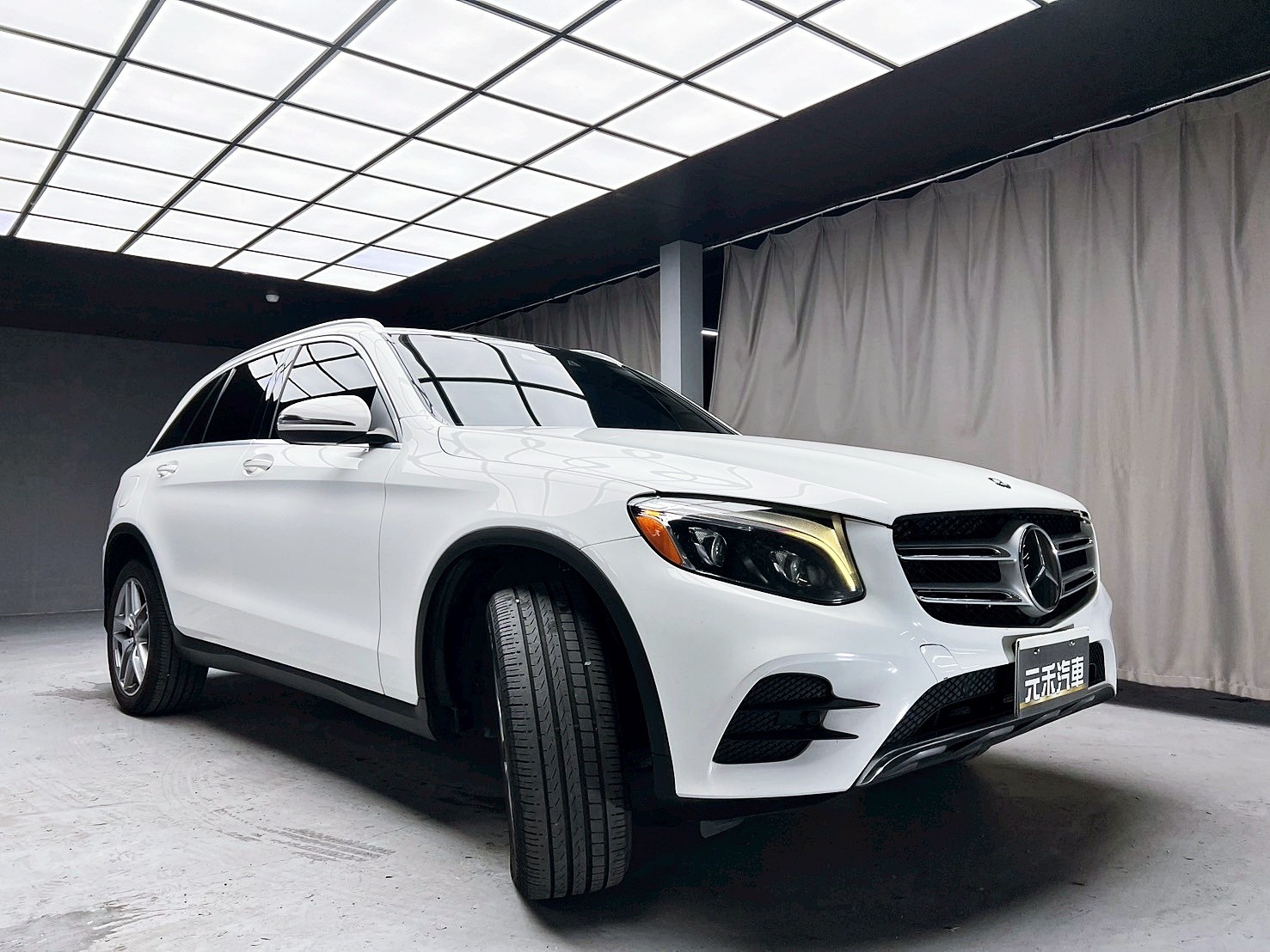 全台到府賞車 2016 Benz GLC300 AMG Line X253型『小李經理』元禾國際車業/中古車/促銷中  第19張相片