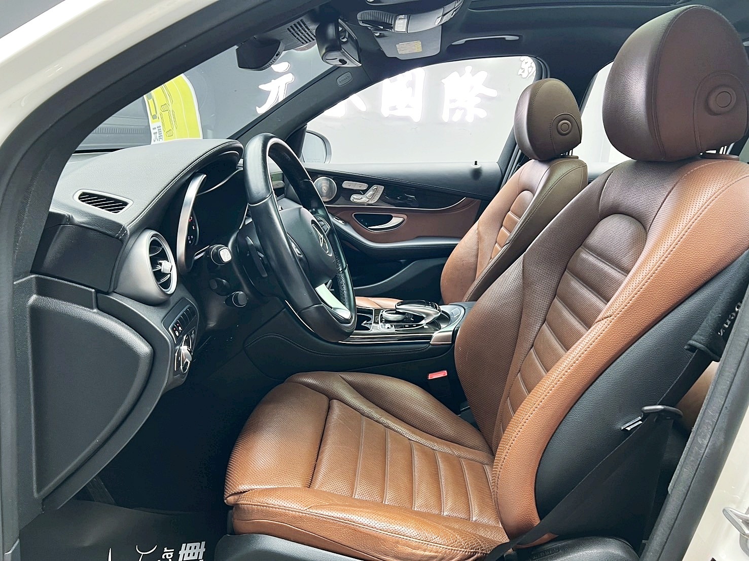 全台到府賞車 2016 Benz GLC300 AMG Line X253型『小李經理』元禾國際車業/中古車/促銷中  第20張相片