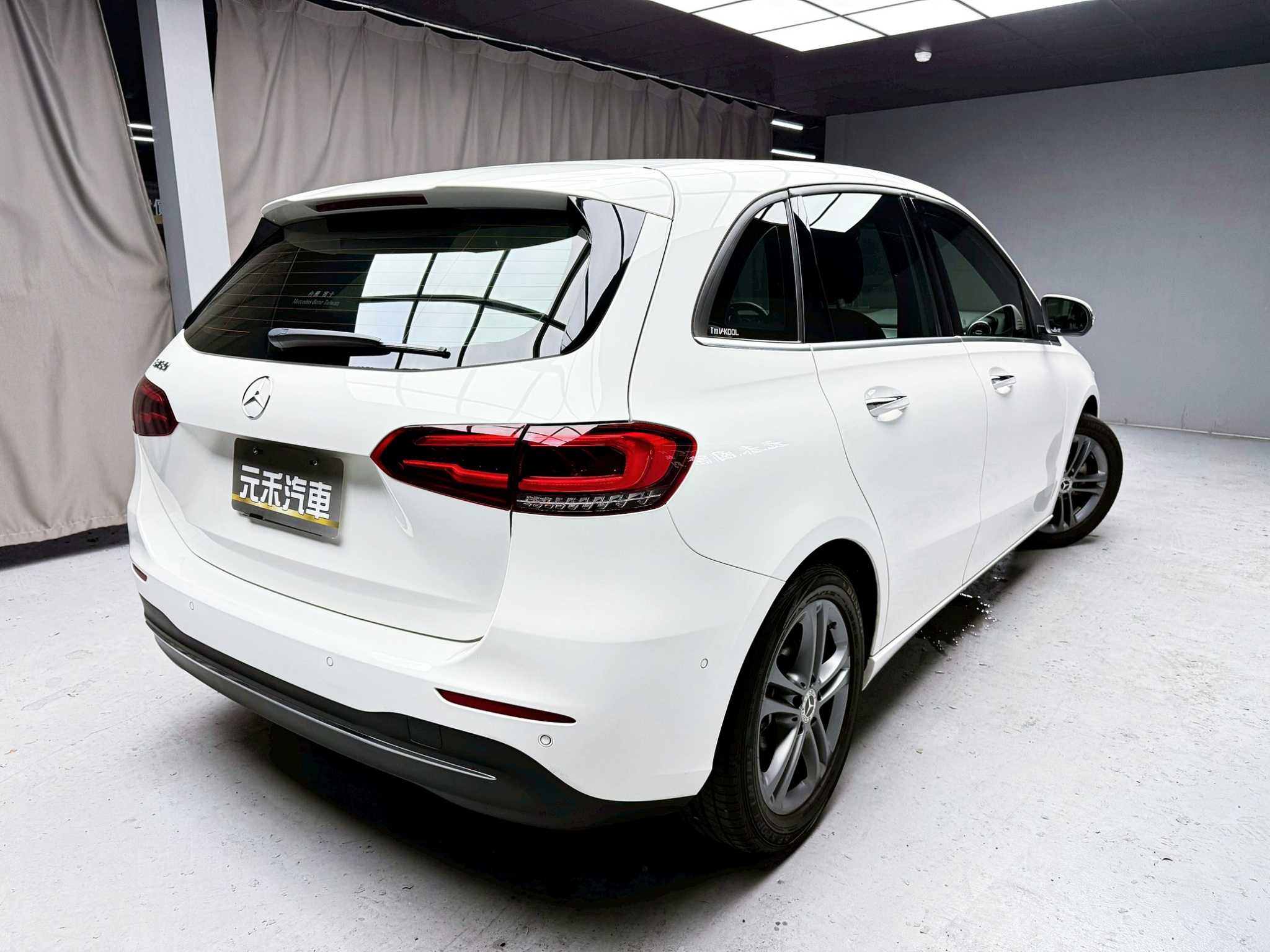 全台到府賞車 2019/20 Benz B180 W247型『小李經理』元禾國際車業/中古車/促銷中  第20張相片