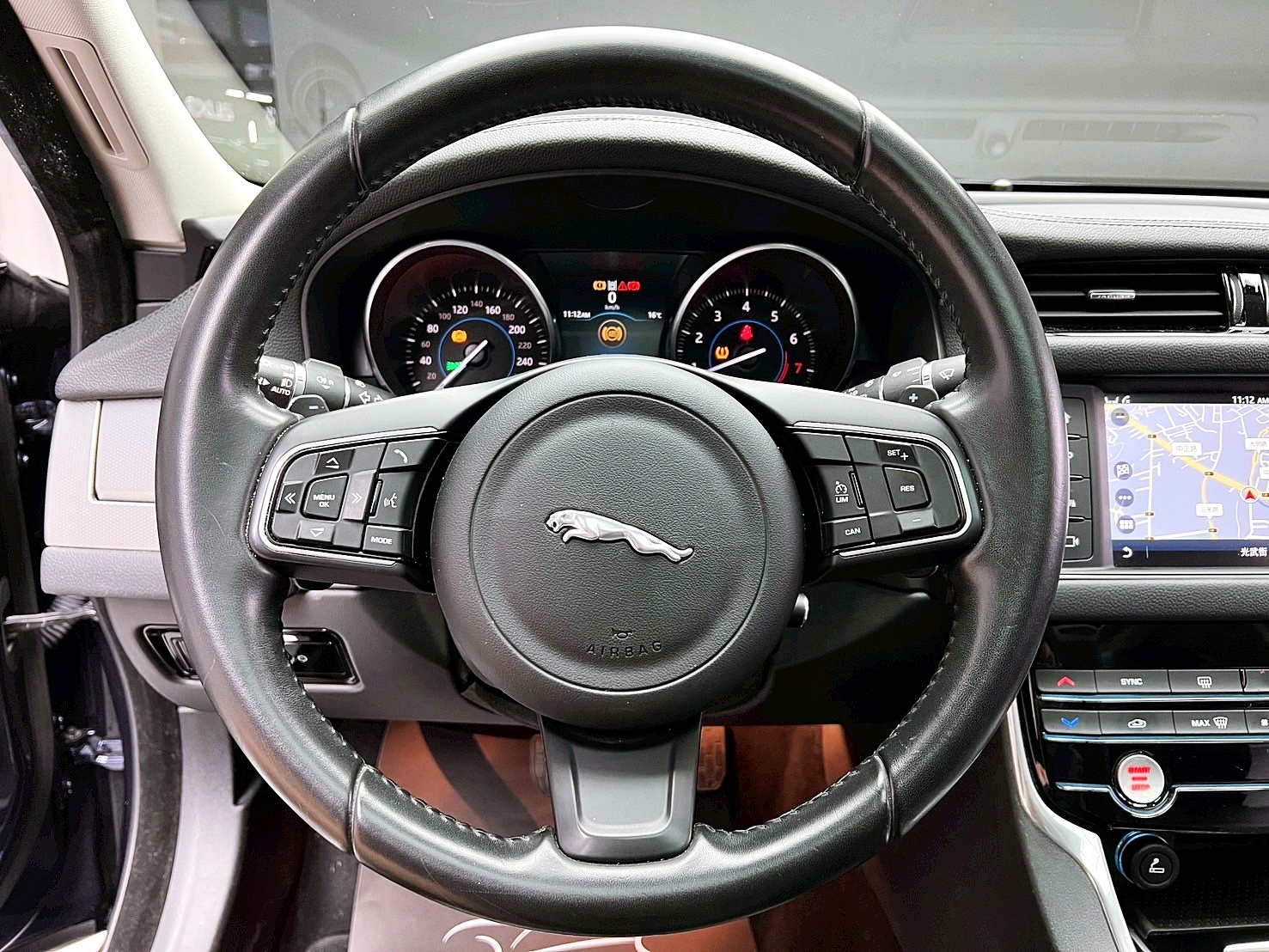 全台到府賞車 2017 Jaguar XF Prestige 25t『小李經理』元禾國際車業/中古車/促銷中  第7張相片