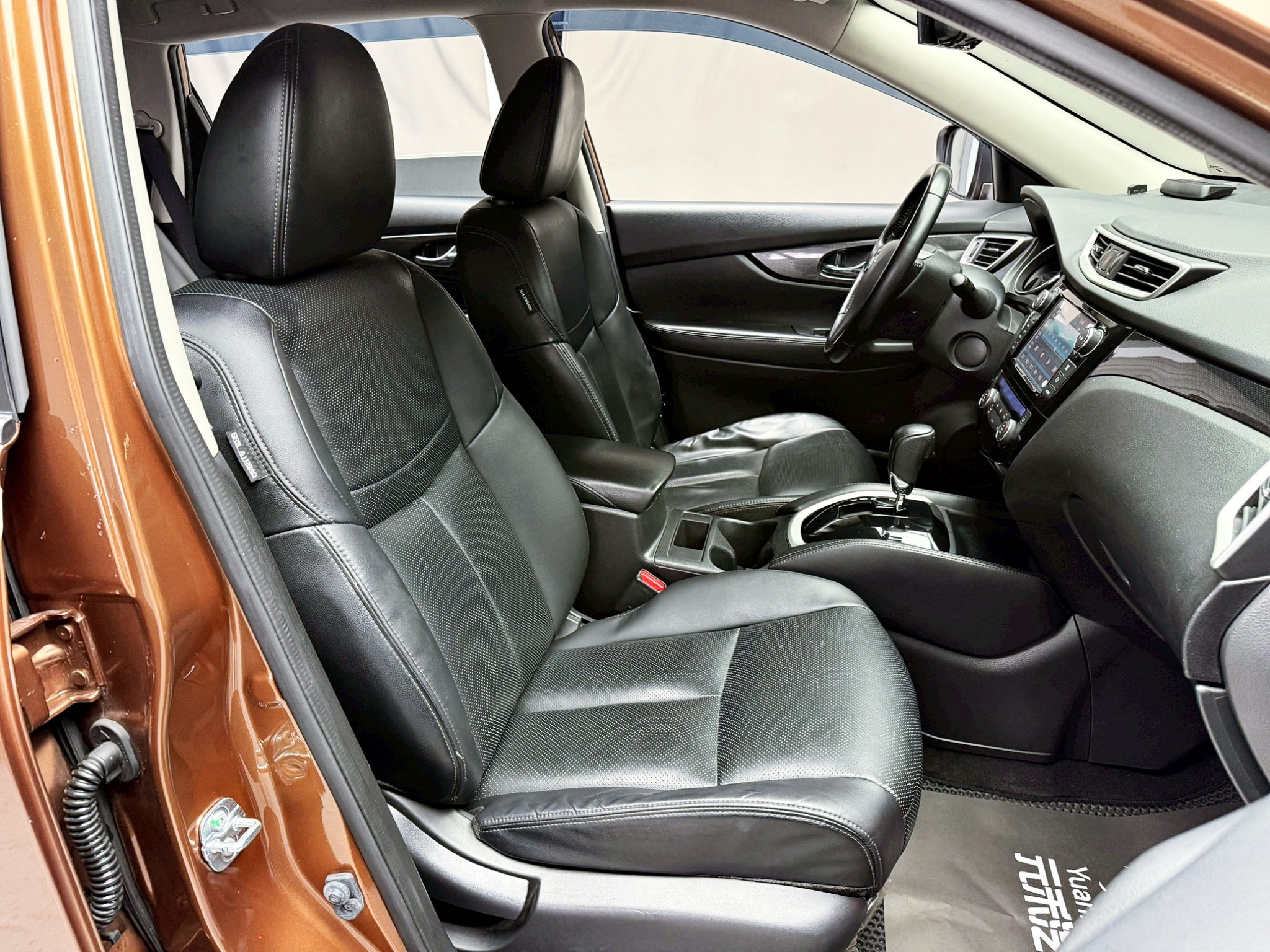 全台到府賞車 2016 Nissan XTrail 玩美影音版『小李經理』元禾國際車業/中古車/促銷中  第11張相片