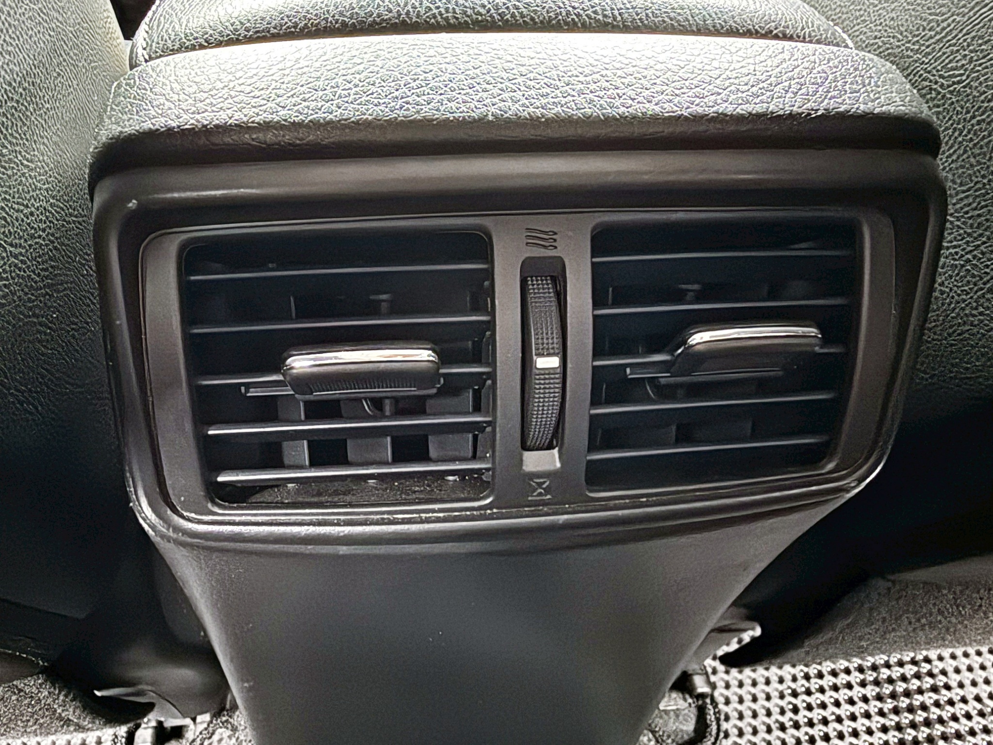 全台到府賞車 2016 Nissan XTrail 玩美影音版『小李經理』元禾國際車業/中古車/促銷中  第12張相片