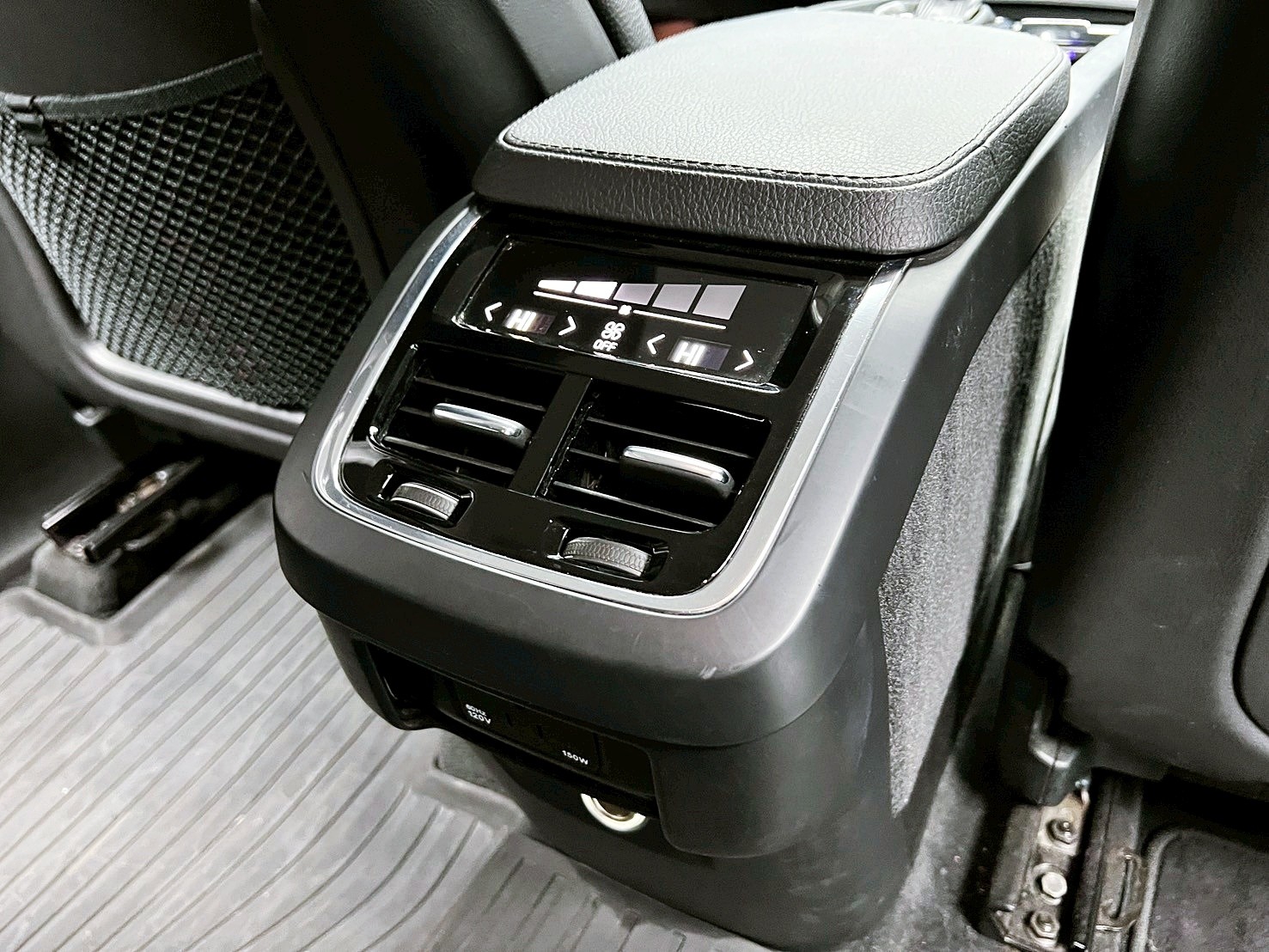 全台到府賞車 2016 Volvo XC90 D4 Momentum 七人座『小李經理』元禾國際車業/中古車/促銷中  第13張相片