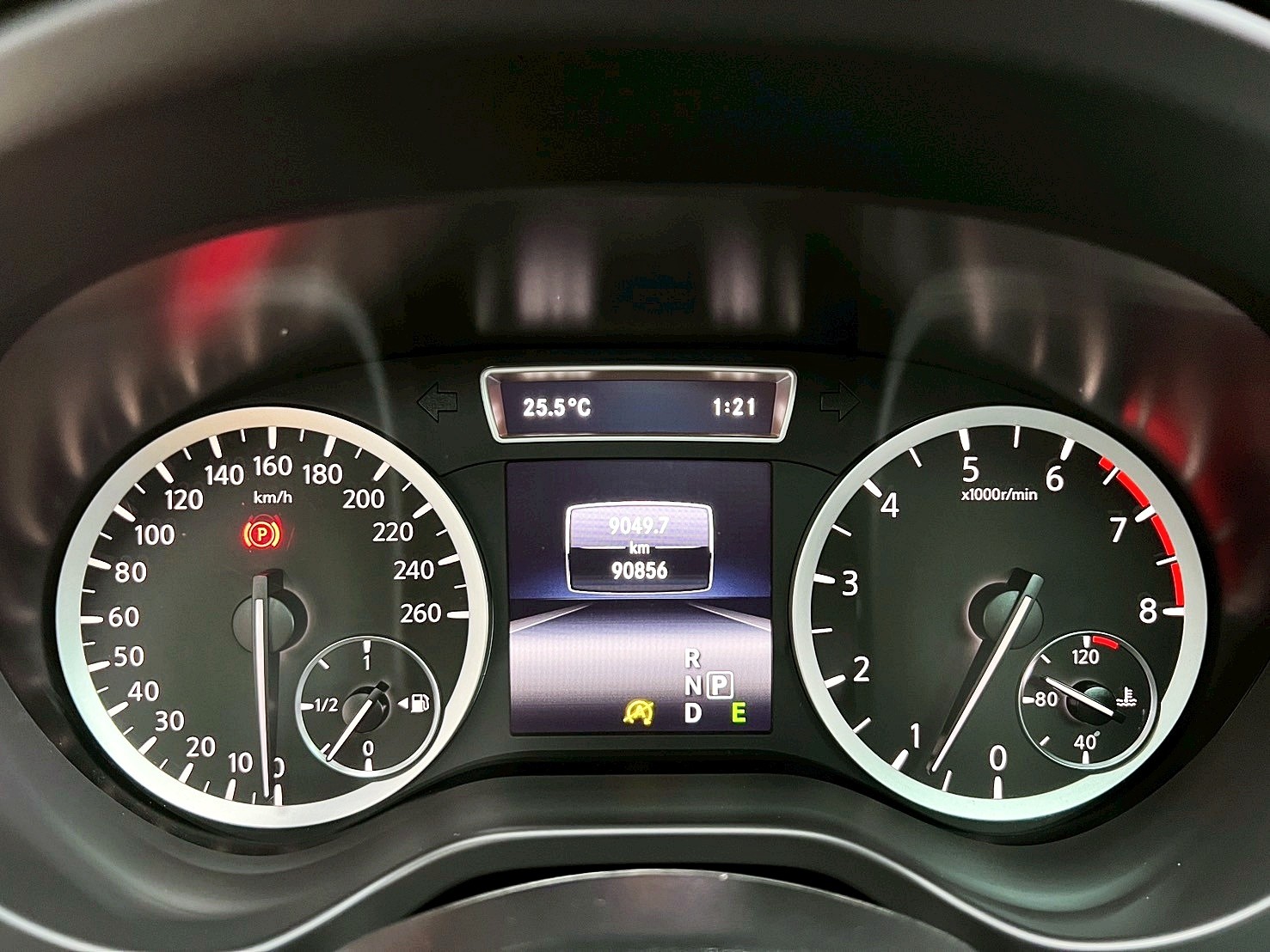 全台到府賞車 2017 Infiniti Q30 風尚版『小李經理』元禾國際車業/中古車/促銷中  第6張相片