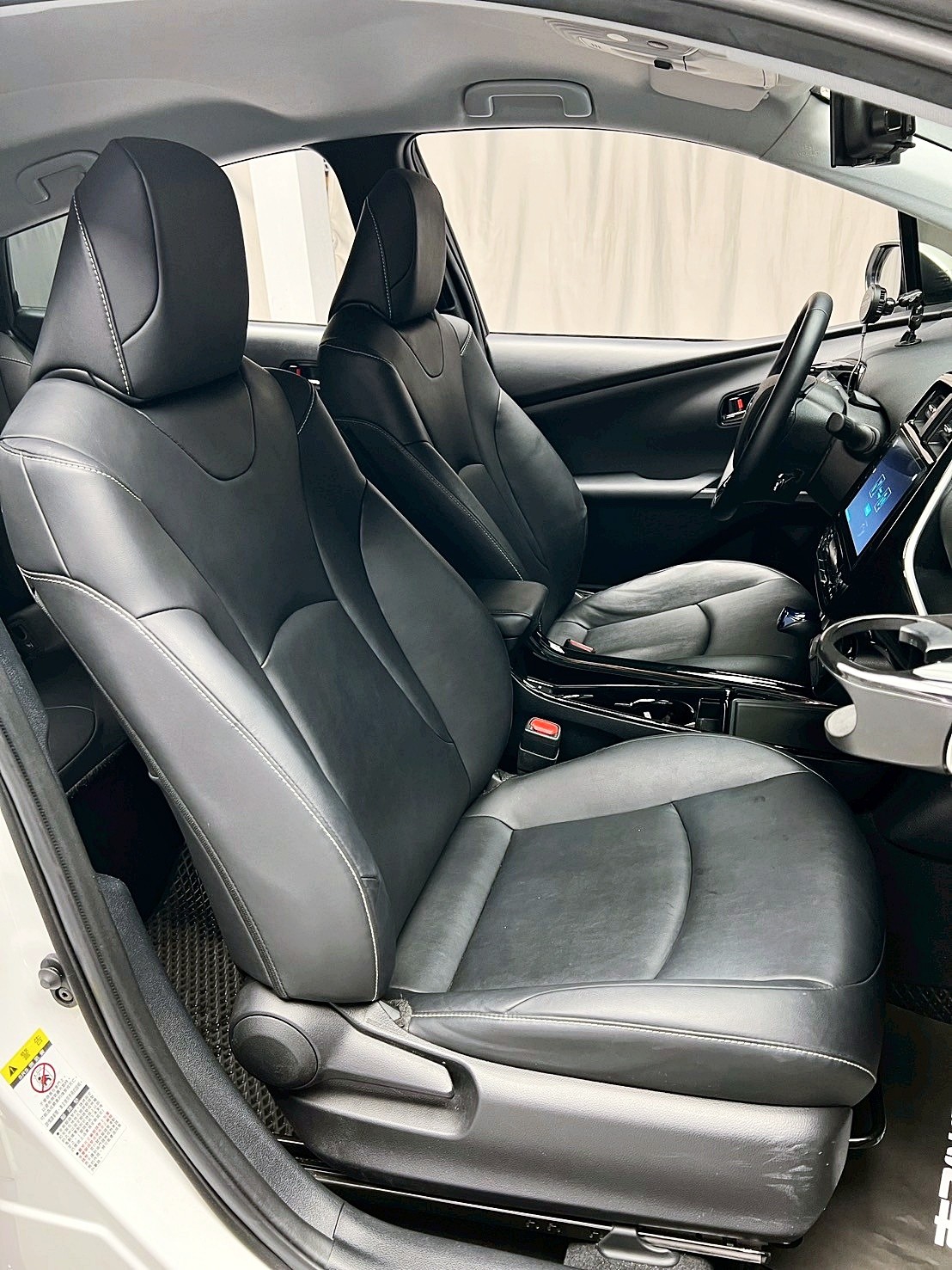 全台到府賞車 2022/23 Toyota Prius PHV 尊爵版『小李經理』元禾國際車業/中古車/促銷中  第12張相片