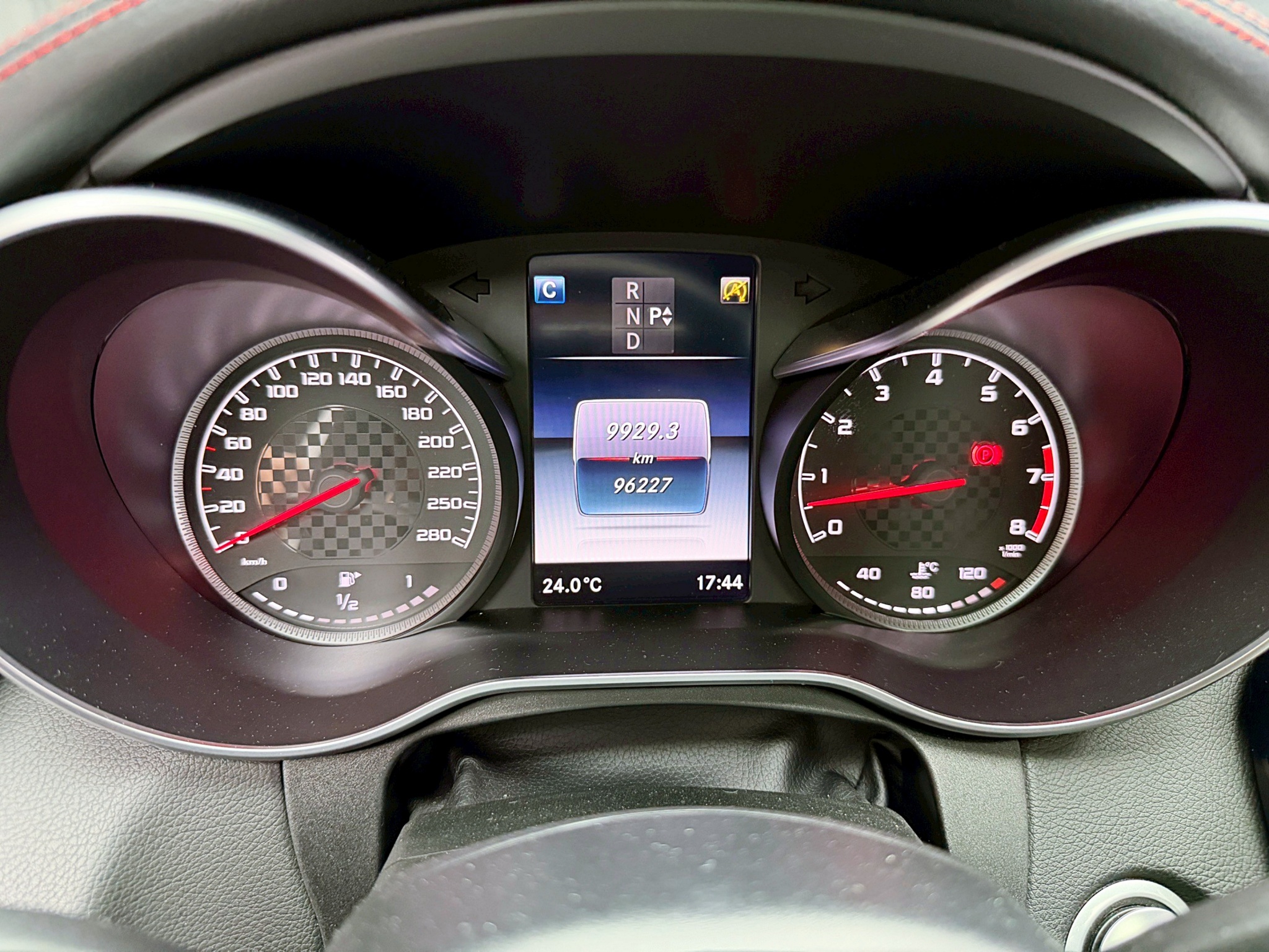 全台到府賞車 2015/16 Benz C450 Sedan AMG 4MATIC W205型『小李經理』元禾國際車業/中古車/促銷中  第6張相片