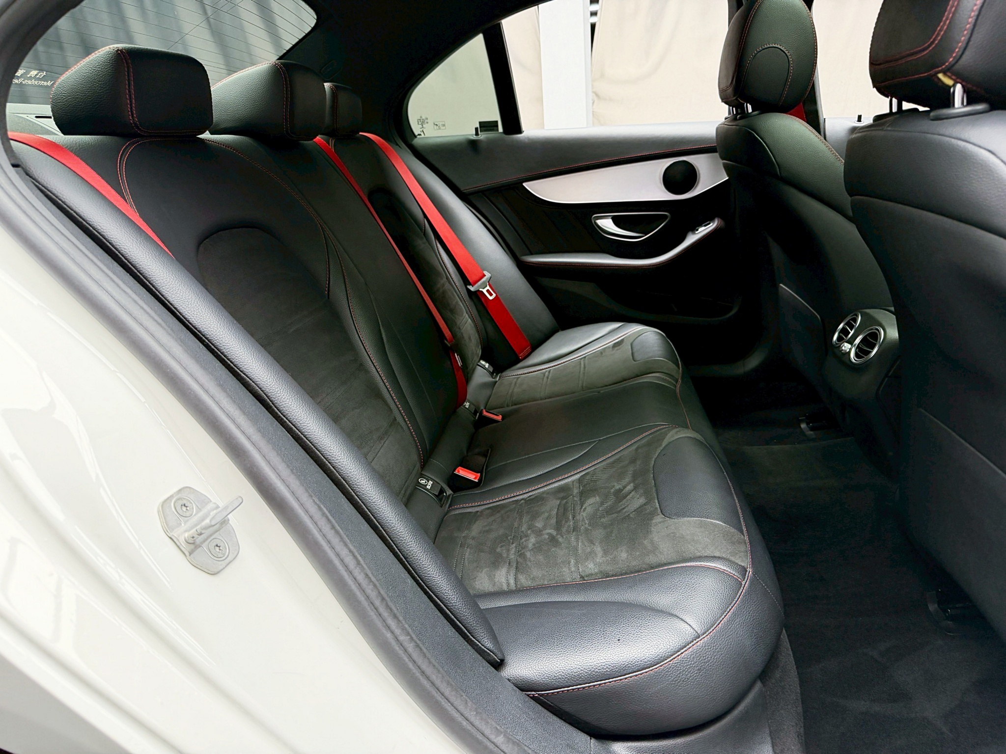 全台到府賞車 2015/16 Benz C450 Sedan AMG 4MATIC W205型『小李經理』元禾國際車業/中古車/促銷中  第12張相片