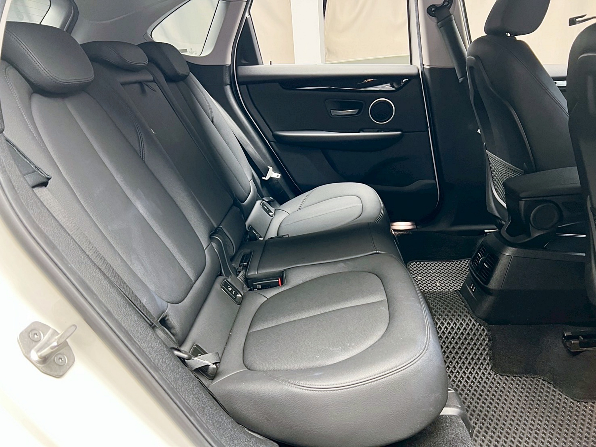 全台到府賞車 2020 BMW 218i Active Tourer 菁英Plus版 F45型『小李經理』元禾國際車業/中古車/促銷中  第13張相片