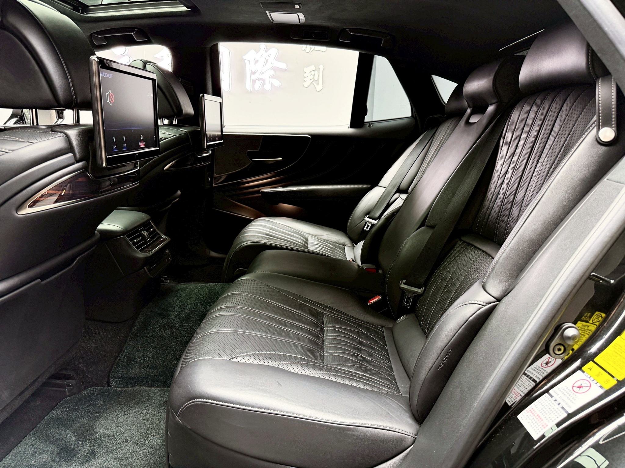 全台到府賞車 2019 Lexus LS500 旗艦版『小李經理』元禾國際車業/中古車/促銷中  第16張相片