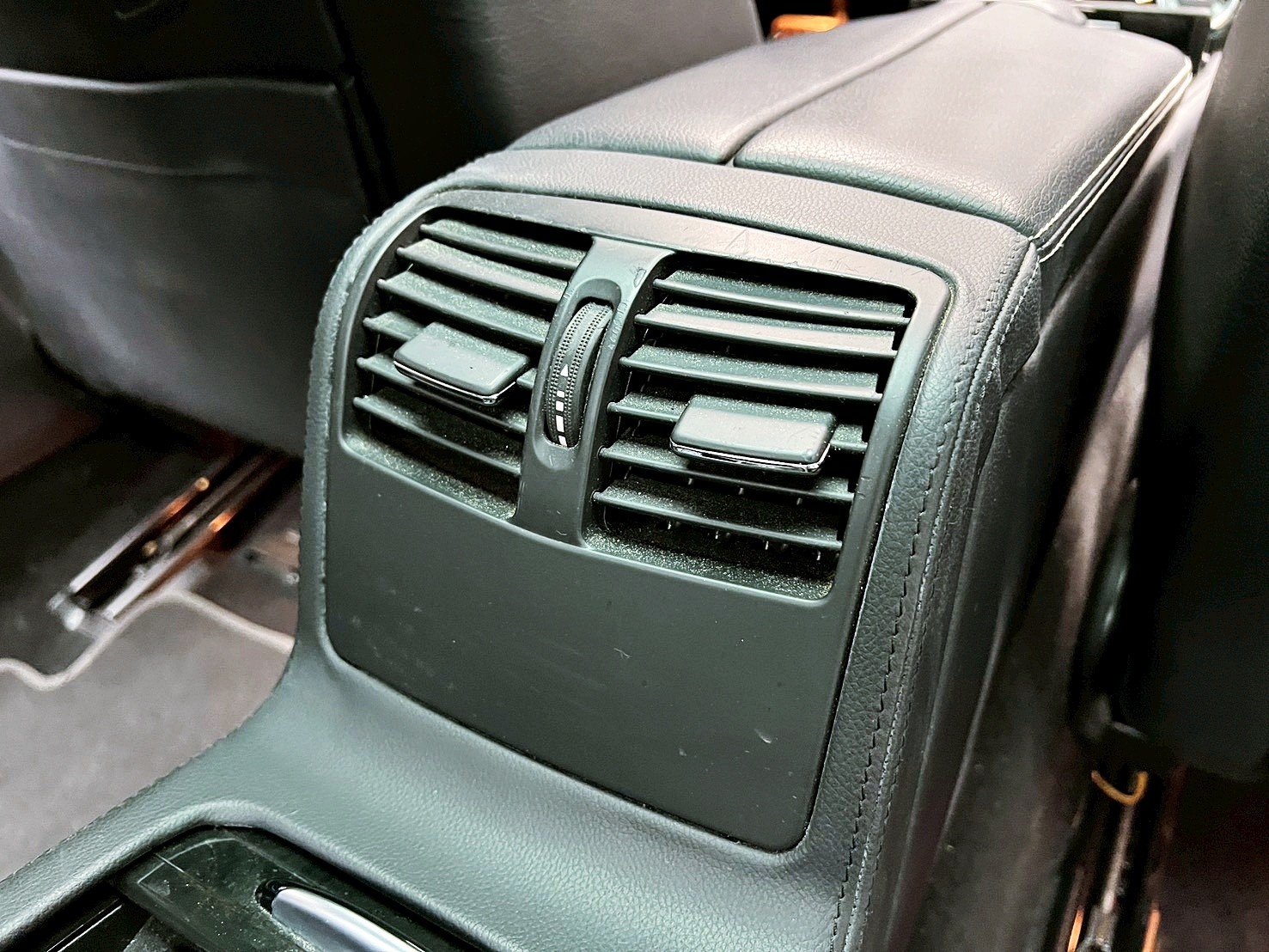 全台到府賞車 2016 Benz CLS400 AMG Line W218型『小李經理』元禾國際車業/中古車/促銷中  第15張相片