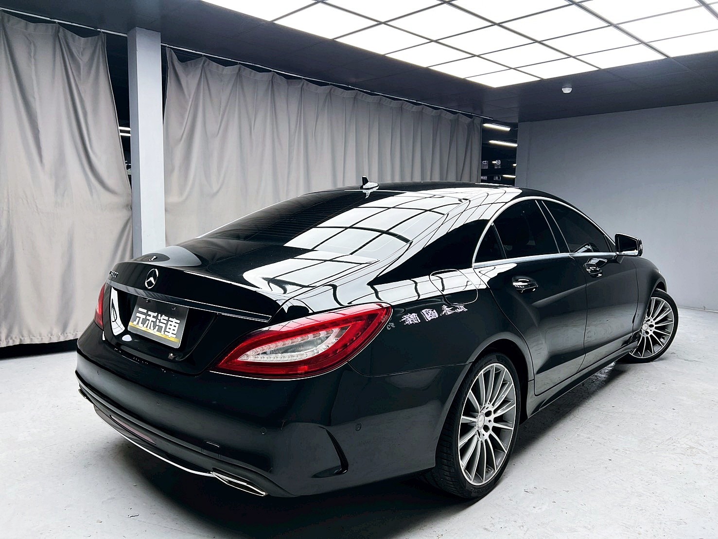 全台到府賞車 2016 Benz CLS400 AMG Line W218型『小李經理』元禾國際車業/中古車/促銷中  第20張相片