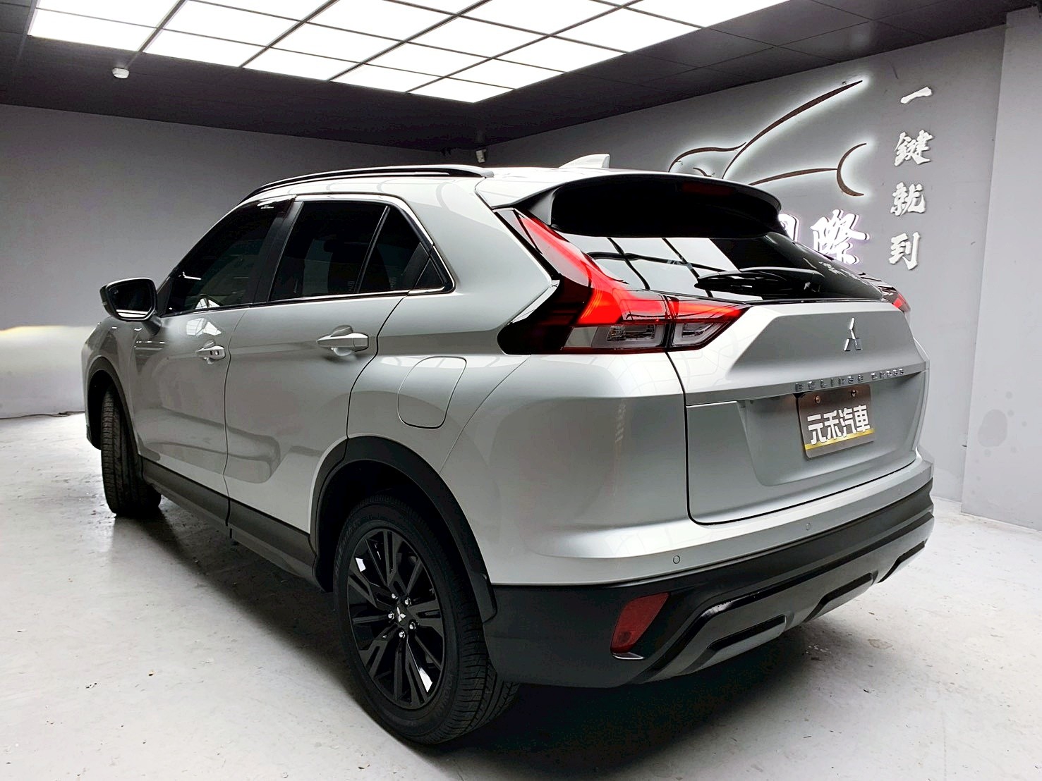 全台到府賞車 2024 Mitsubishi Eclipse Cross AWD 月影特仕版『小李經理』元禾國際車業/中古車/促銷中  第3張相片