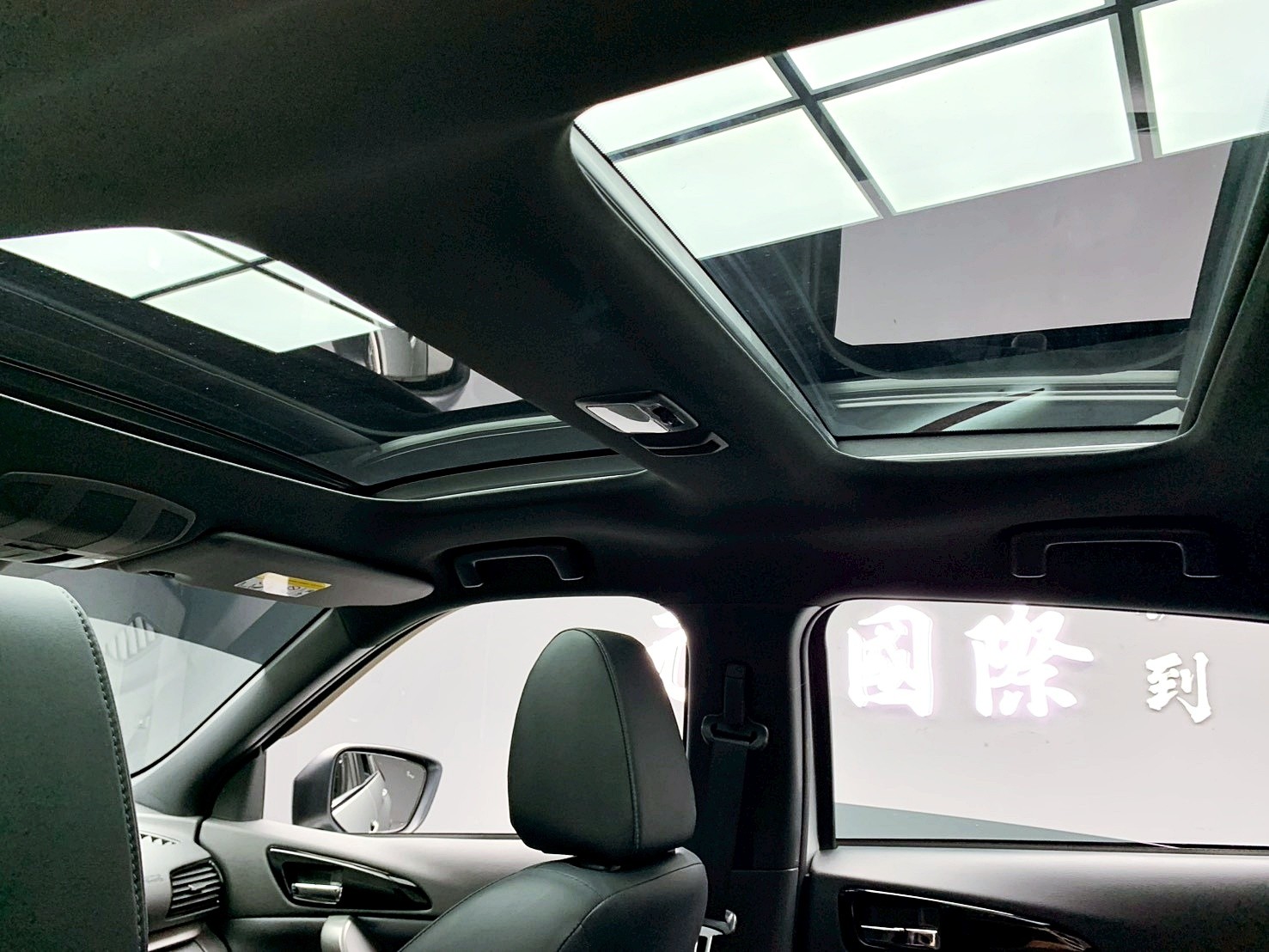 全台到府賞車 2024 Mitsubishi Eclipse Cross AWD 月影特仕版『小李經理』元禾國際車業/中古車/促銷中  第14張相片