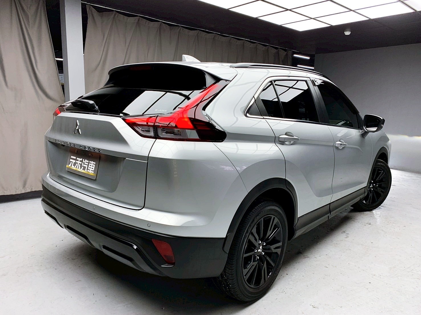 全台到府賞車 2024 Mitsubishi Eclipse Cross AWD 月影特仕版『小李經理』元禾國際車業/中古車/促銷中  第18張相片