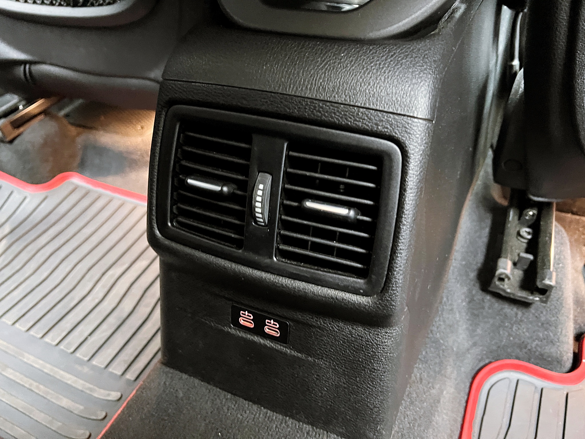 全台到府賞車 2019 BMW X2 sDrive18i 領航版『小李經理』元禾國際車業/中古車/促銷中  第12張相片