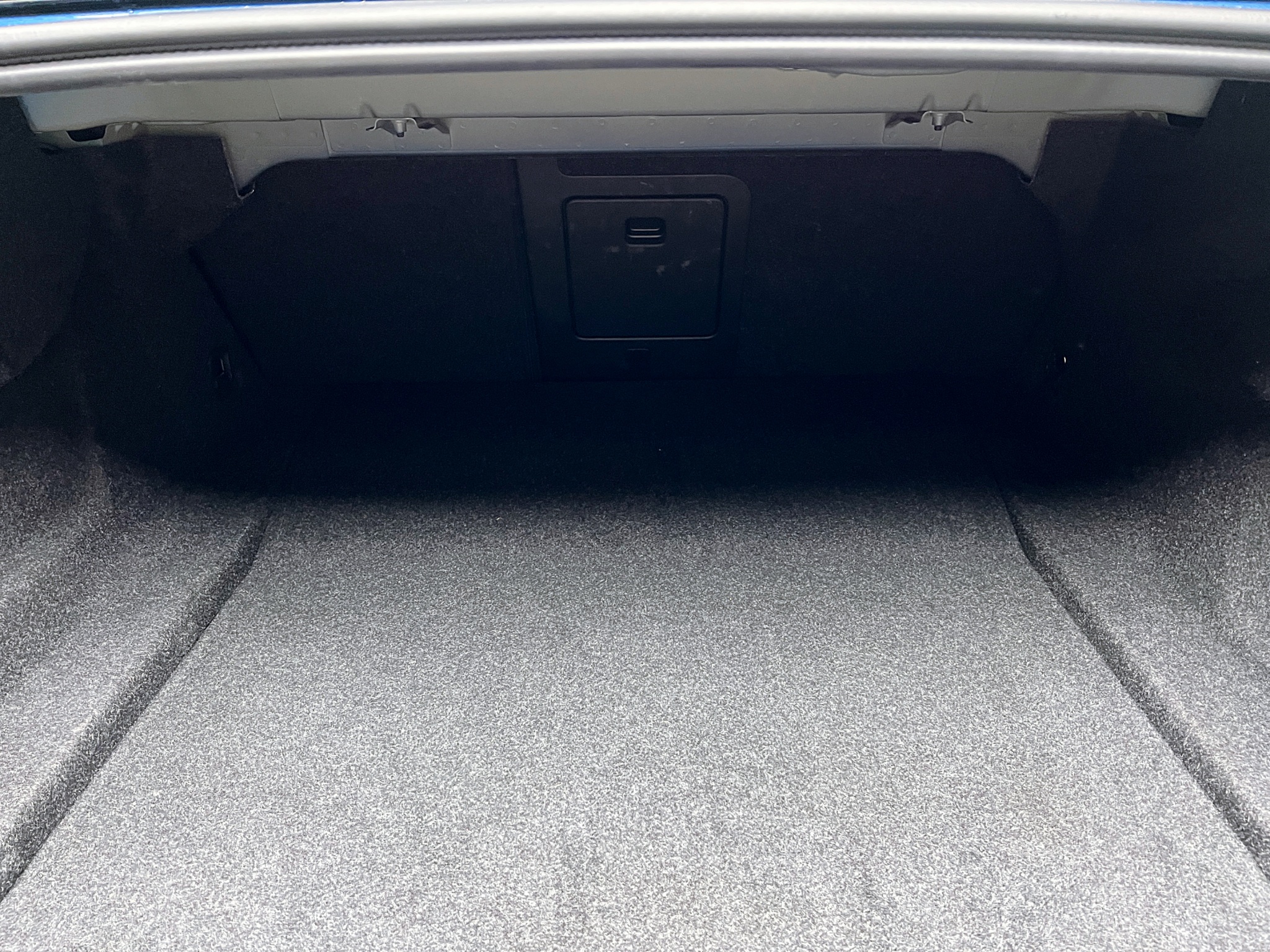 全台到府賞車 2019 Volvo S60 T5 R-Design『小李經理』元禾國際車業/中古車/促銷中  第18張相片