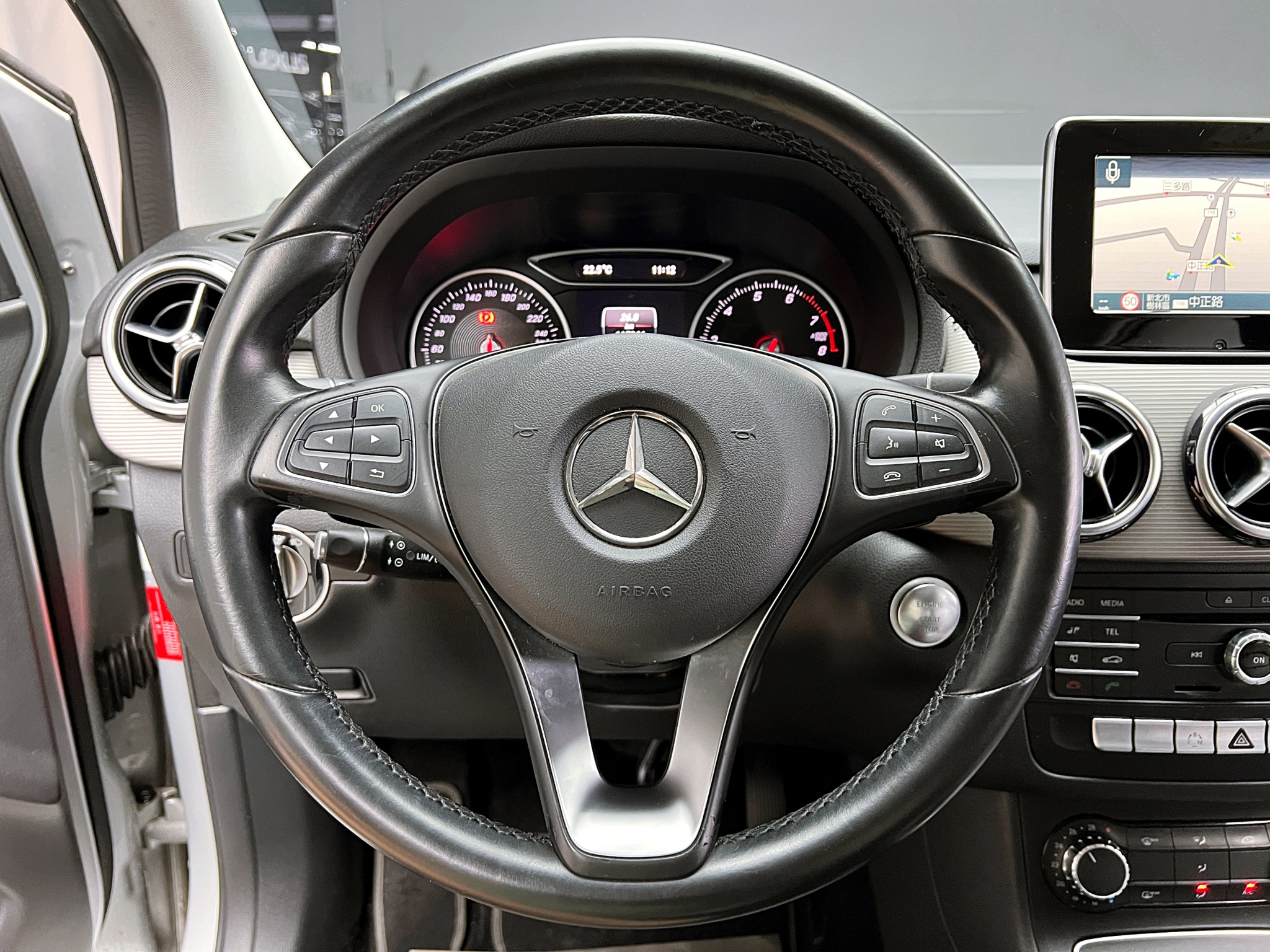 全台到府賞車 2015 Benz B180 W246型『小李經理』元禾國際車業/中古車/促銷中  第8張相片