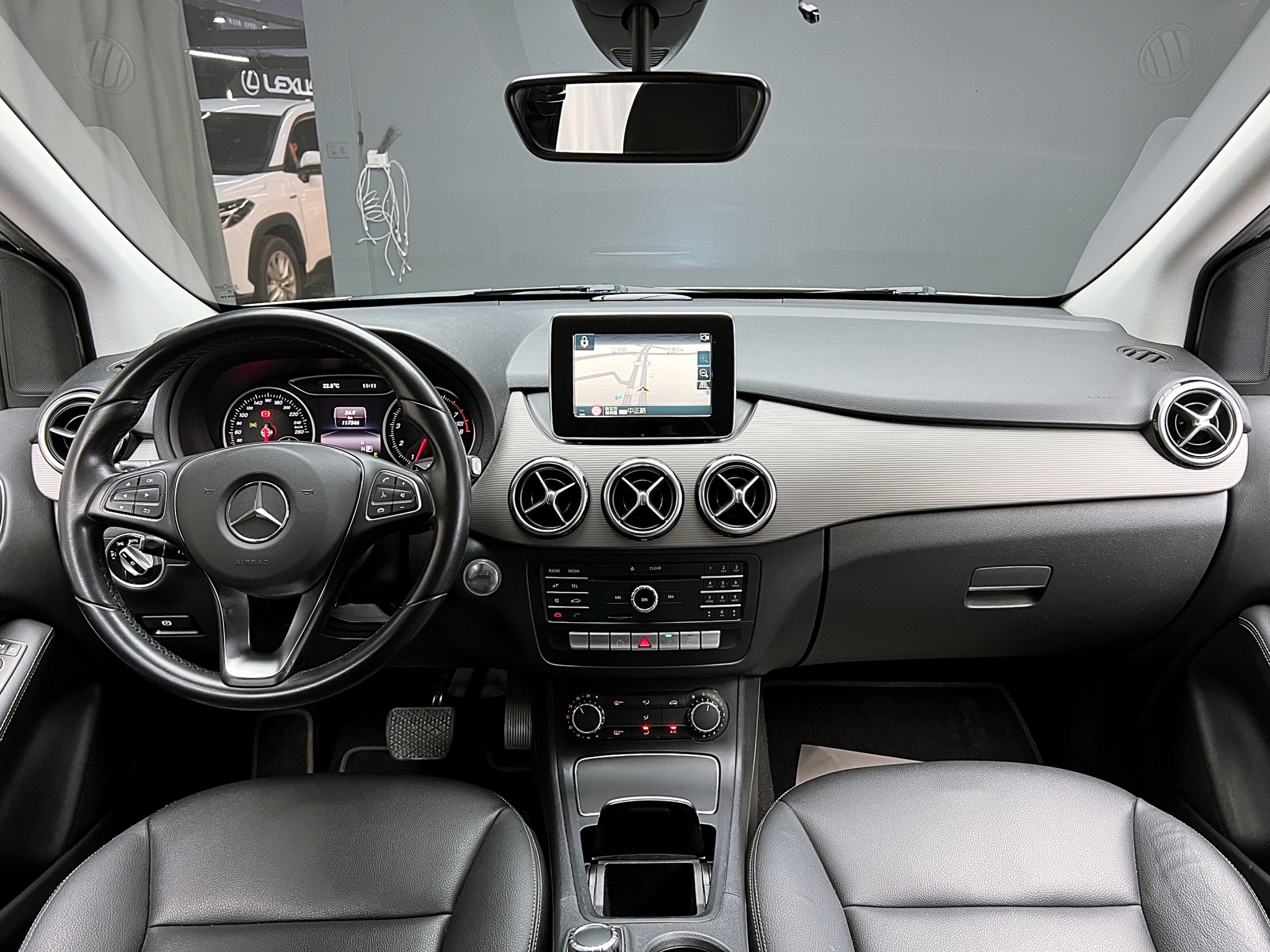 全台到府賞車 2015 Benz B180 W246型『小李經理』元禾國際車業/中古車/促銷中  第10張相片