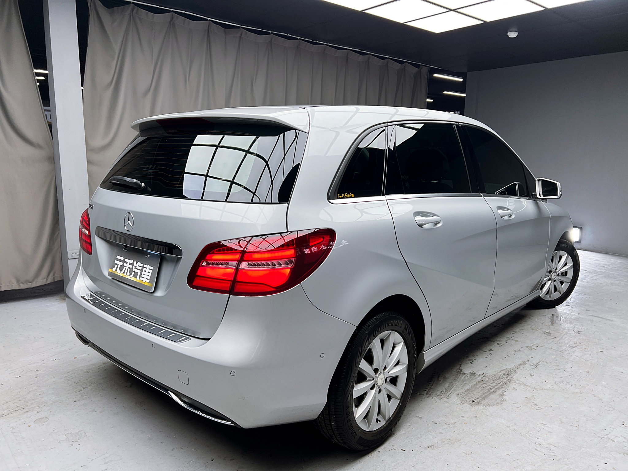 全台到府賞車 2015 Benz B180 W246型『小李經理』元禾國際車業/中古車/促銷中  第18張相片