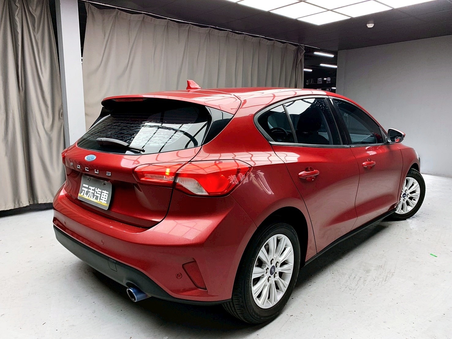 全台到府賞車 2019 Ford Focus 5D Ti-VCT 時尚型『小李經理』元禾國際車業/中古車/促銷中  第17張相片