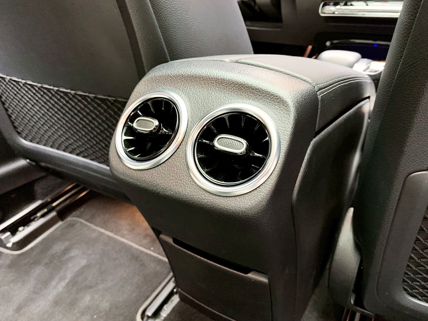 全台到府賞車 2019/20 Benz CLA250 4Matic C118型『小李經理』元禾國際車業/中古車/促銷中  第20張相片