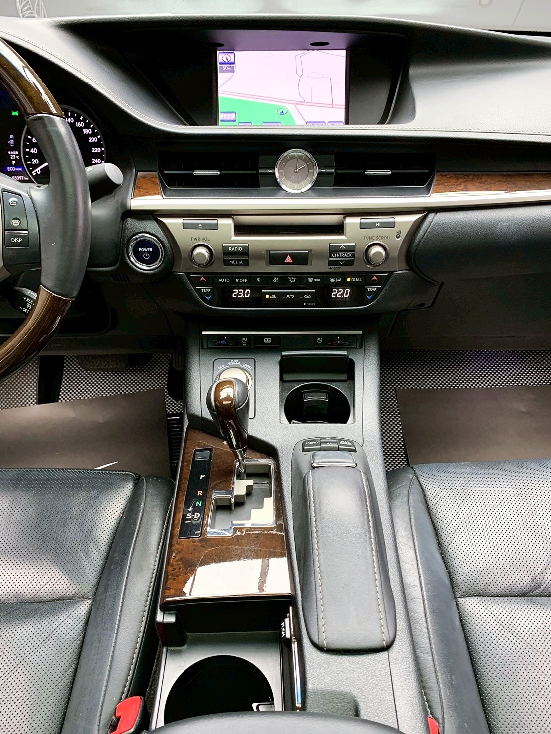 全台到府賞車 2013 Lexus ES300h 頂級版『小李經理』元禾國際車業/中古車/促銷中  第8張相片