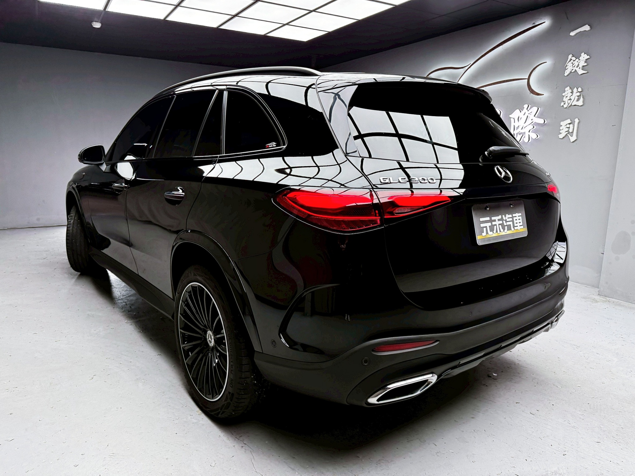 全台到府賞車 2023 Benz GLC300 4MATIC AMG LINE X254型『小李經理』元禾國際車業/中古車/促銷中  第3張相片