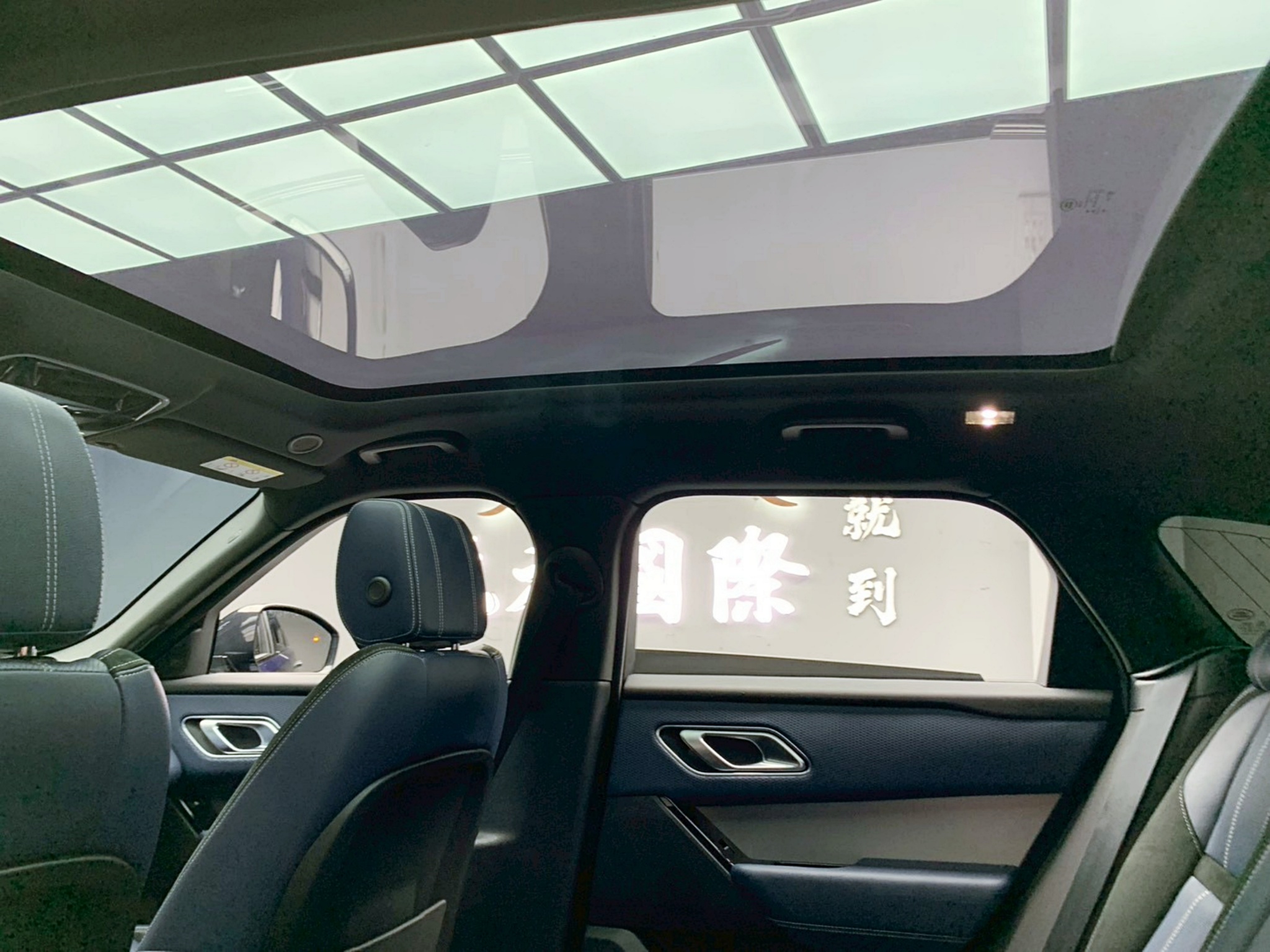 全台到府賞車 2021 Land Rover Range Rover Velar P250 R-Dynamic S『小李經理』元禾國際車業/中古車/促銷中  第20張相片