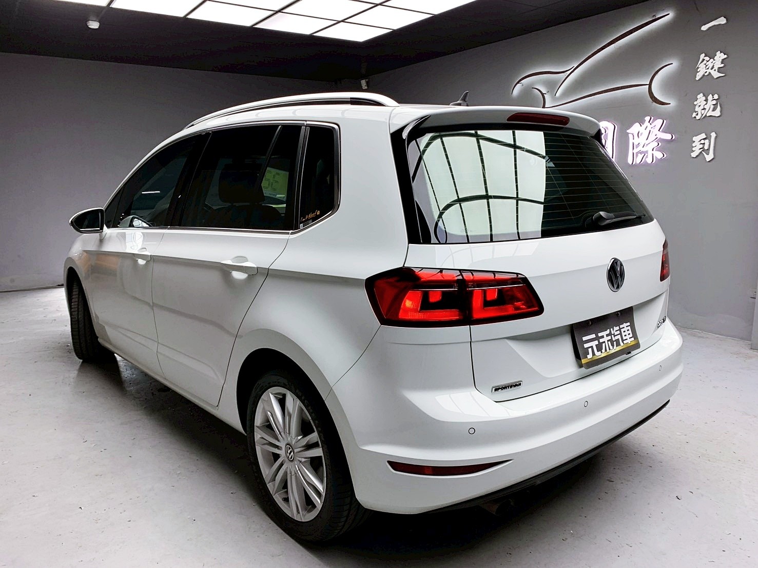 全台到府賞車 2016/17 Volkswagen Golf Sportsvan 280TSI Highline『小李經理』元禾國際車業/中古車/促銷中  第3張相片