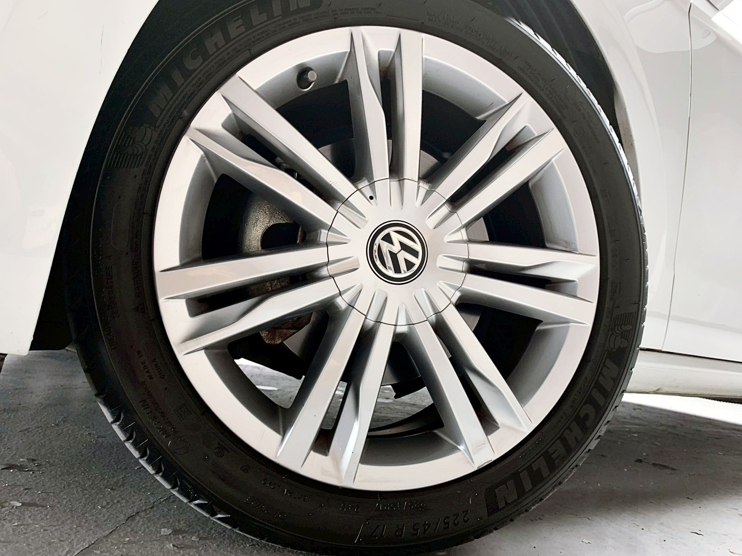 全台到府賞車 2016/17 Volkswagen Golf Sportsvan 280TSI Highline『小李經理』元禾國際車業/中古車/促銷中  第14張相片