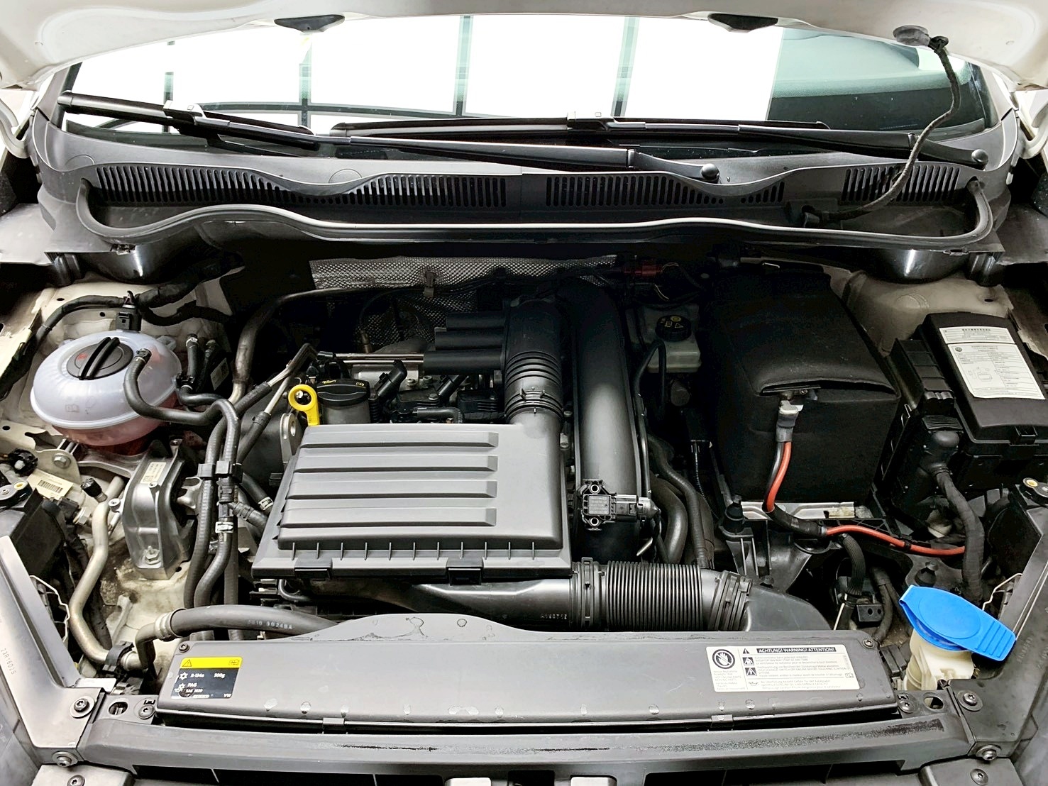 全台到府賞車 2016/17 Volkswagen Golf Sportsvan 280TSI Highline『小李經理』元禾國際車業/中古車/促銷中  第16張相片