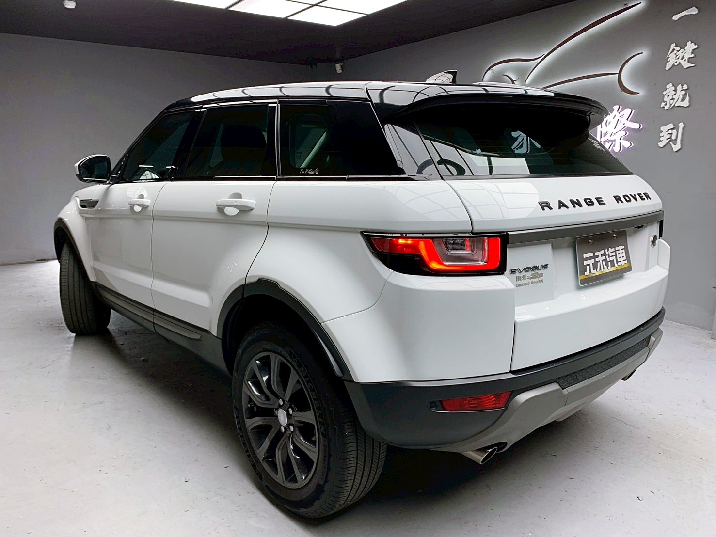 全台到府賞車 2018 Land Rover Range Rover Evoque 5D Si4 SE『小李經理』元禾國際車業/中古車/促銷中  第3張相片