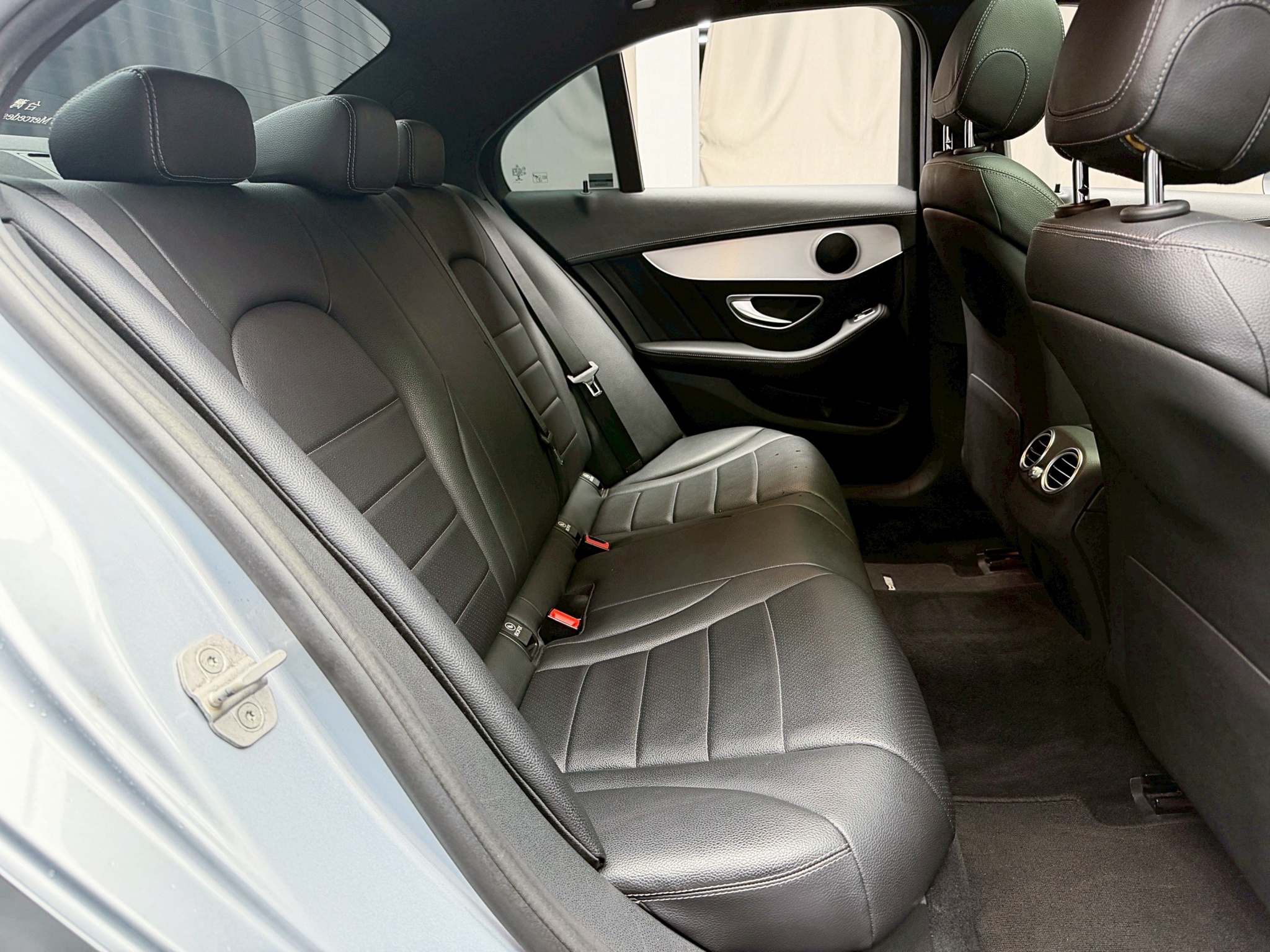 全台到府賞車 2014/15 Benz C250 Sedan AMG Line W205型『小李經理』元禾國際車業/中古車/促銷中  第13張相片