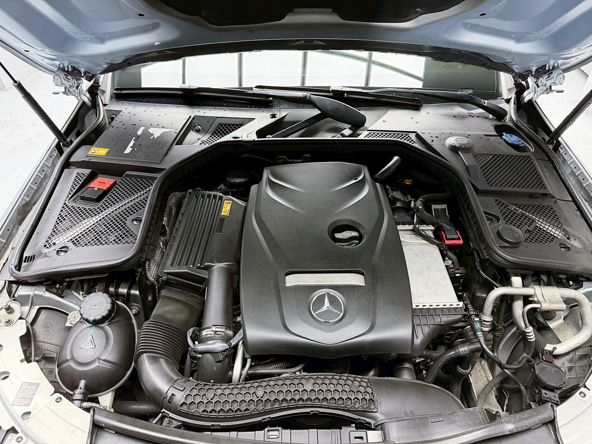 全台到府賞車 2014/15 Benz C250 Sedan AMG Line W205型『小李經理』元禾國際車業/中古車/促銷中  第17張相片