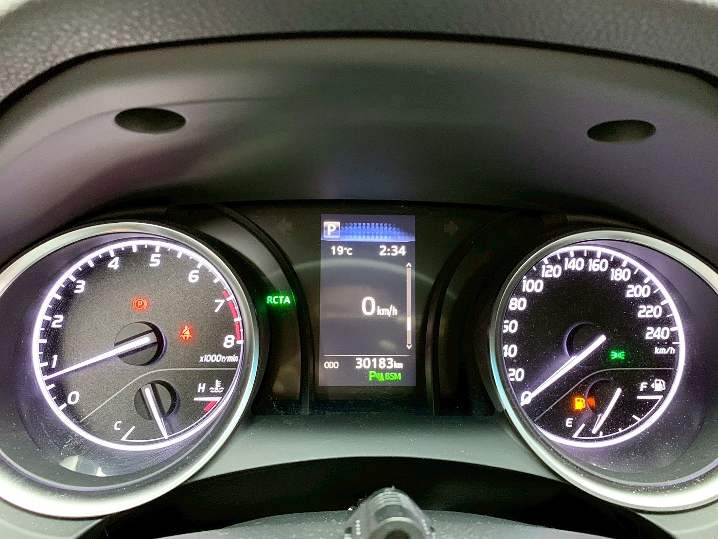 全台到府賞車 2018/19 Toyota Camry 豪華版『小李經理』元禾國際車業/中古車/促銷中  第6張相片