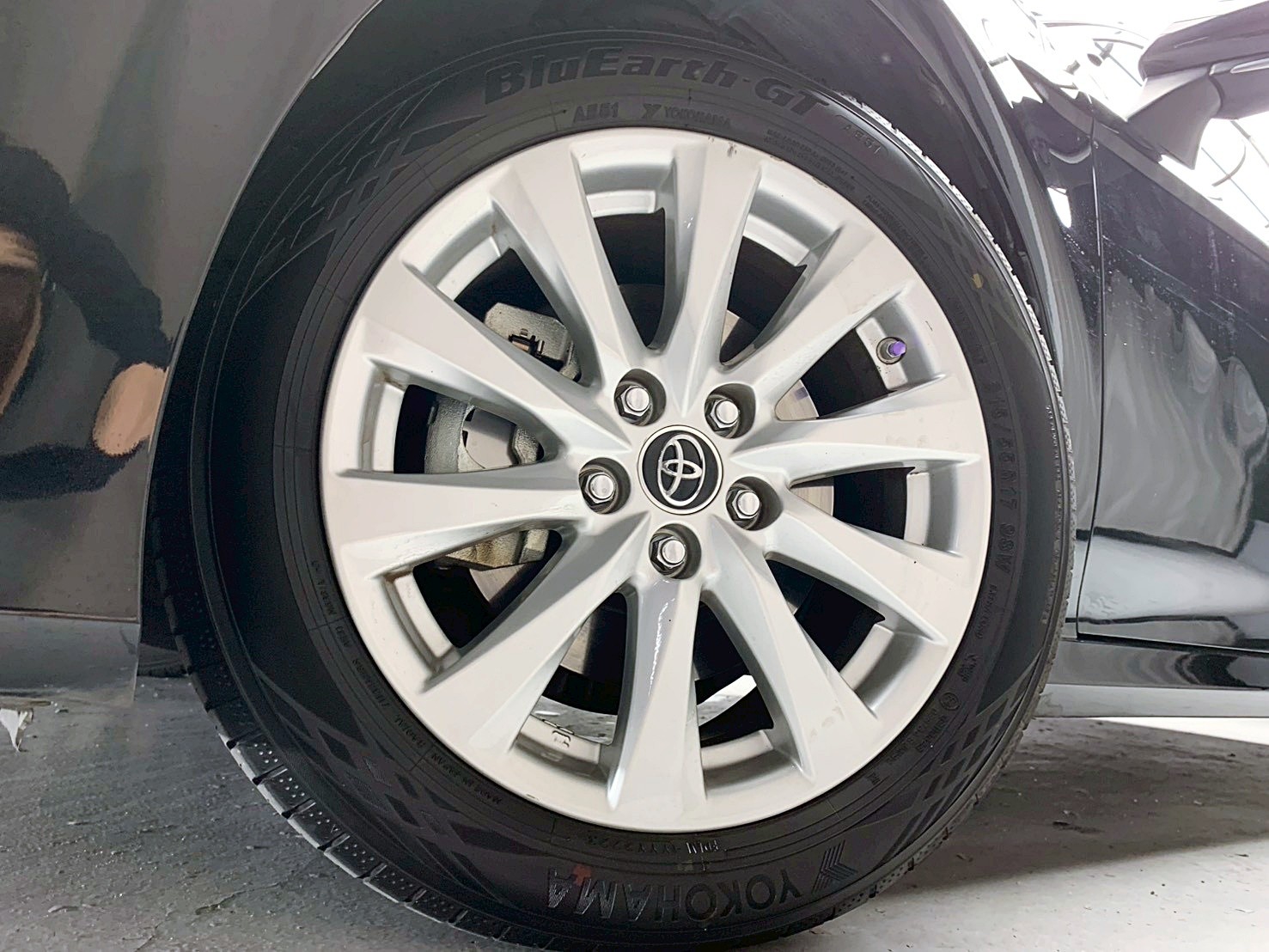 全台到府賞車 2018/19 Toyota Camry 豪華版『小李經理』元禾國際車業/中古車/促銷中  第15張相片