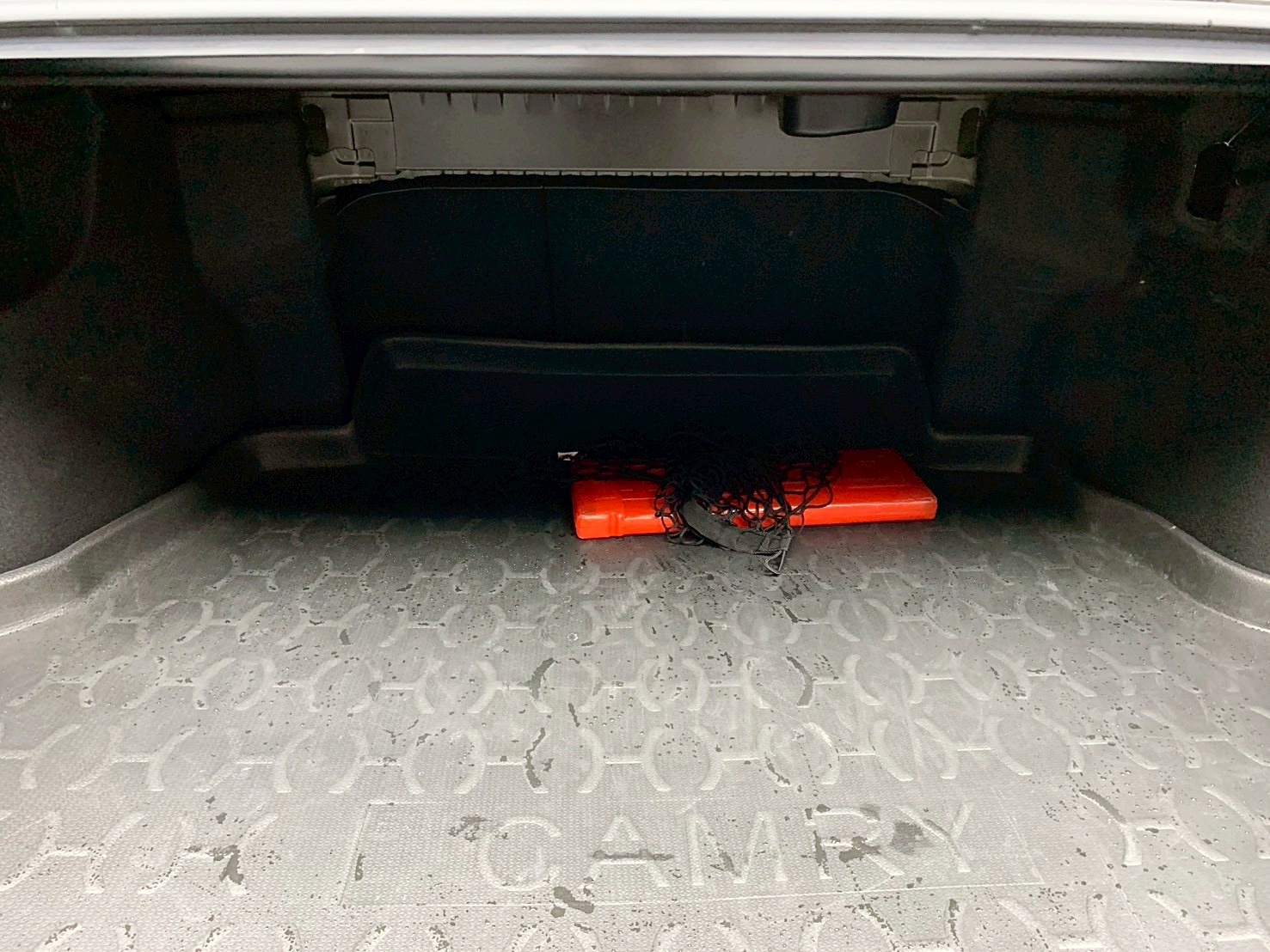 全台到府賞車 2018/19 Toyota Camry 豪華版『小李經理』元禾國際車業/中古車/促銷中  第17張相片