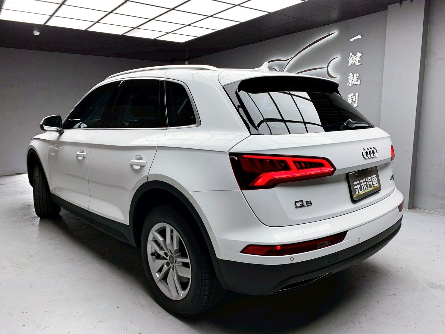 全台到府賞車 2017/18 Audi Q5 45TFSI Quattro『小李經理』元禾國際車業/中古車/促銷中  第3張相片