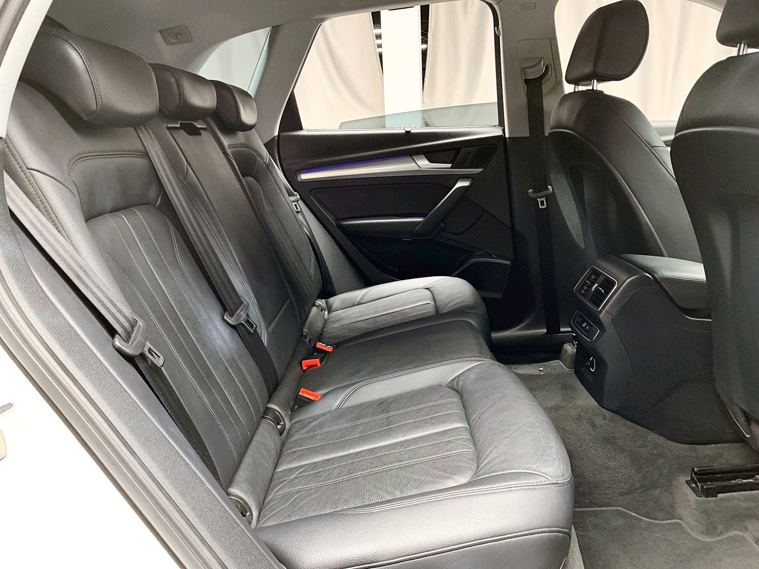 全台到府賞車 2017/18 Audi Q5 45TFSI Quattro『小李經理』元禾國際車業/中古車/促銷中  第13張相片