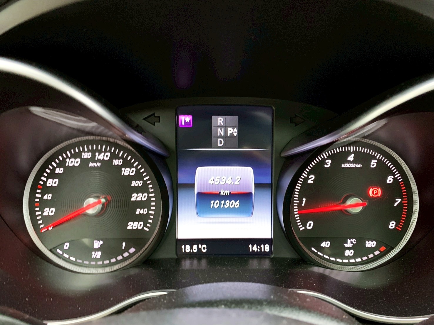 全台到府賞車 2016 Benz C250 Sedan W205型『小李經理』元禾國際車業/中古車/促銷中  第6張相片