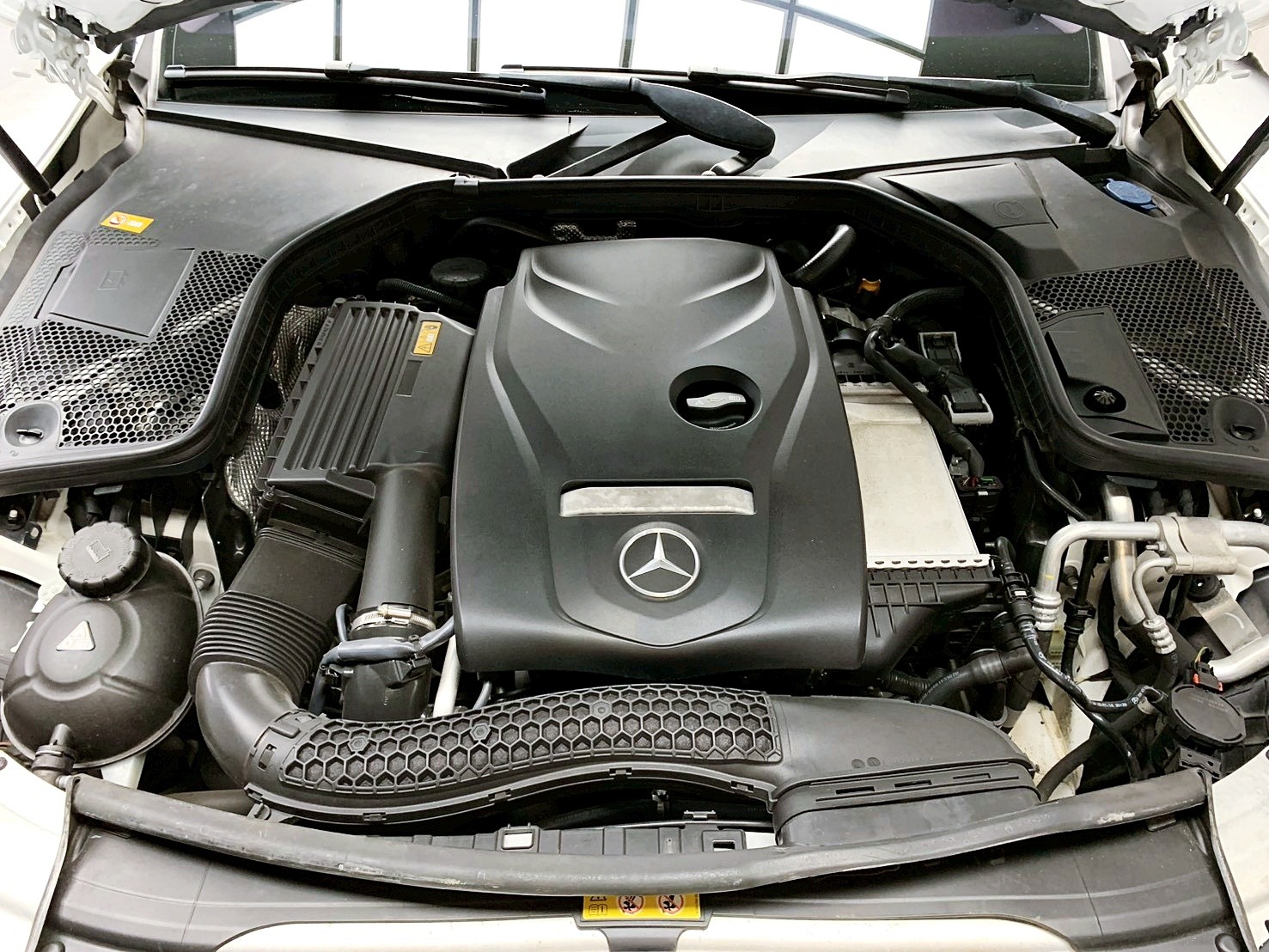 全台到府賞車 2016 Benz C250 Sedan W205型『小李經理』元禾國際車業/中古車/促銷中  第16張相片