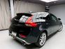 全台到府賞車 2017 Volvo V40 T5 安全旗艦版『小李經理』元禾國際車業/中古車/促銷中  第18張縮圖