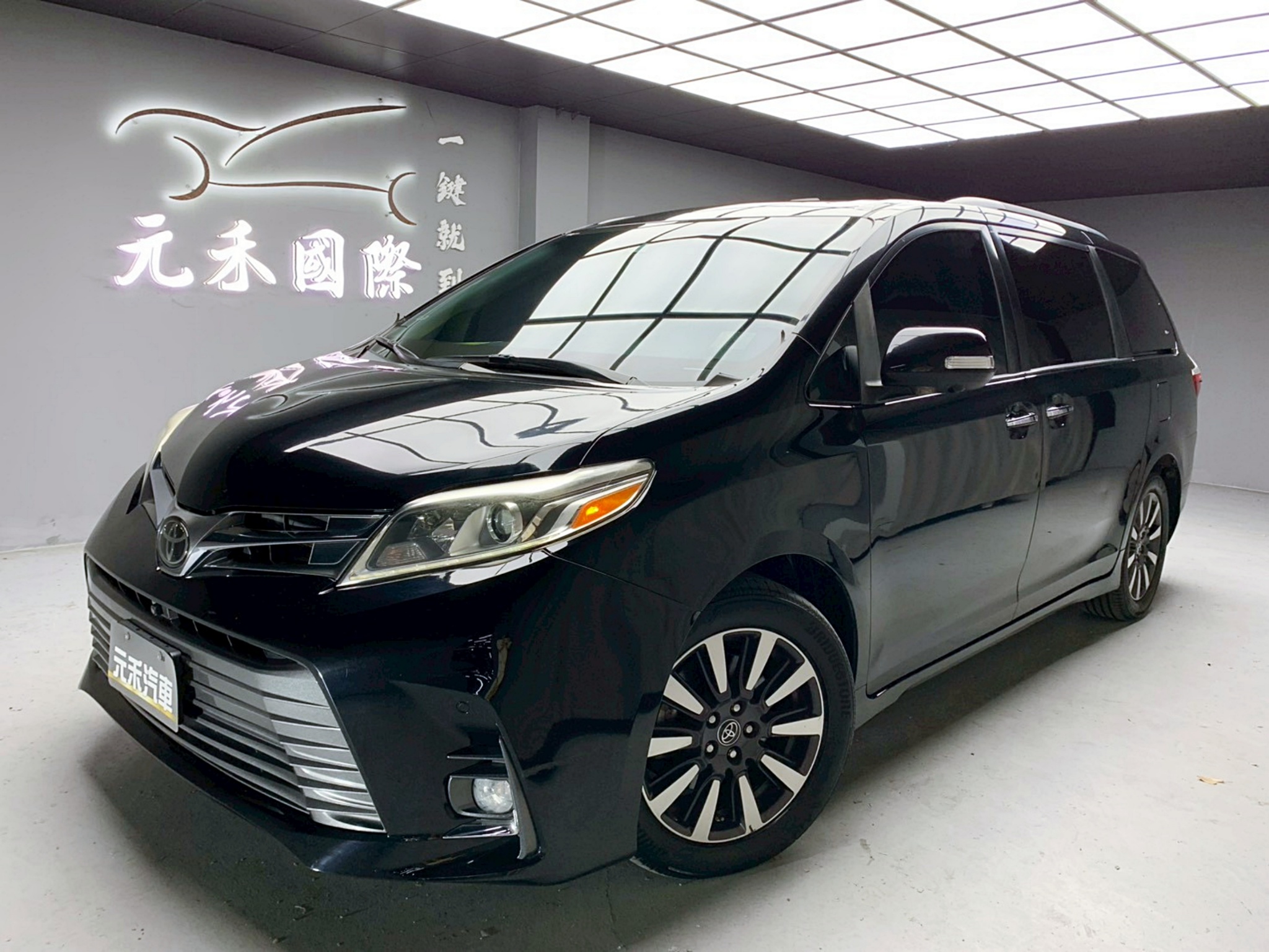 全台到府賞車 2019 Toyota Sienna Limited 七人座『小李經理』元禾國際車業/中古車/促銷中  第1張相片