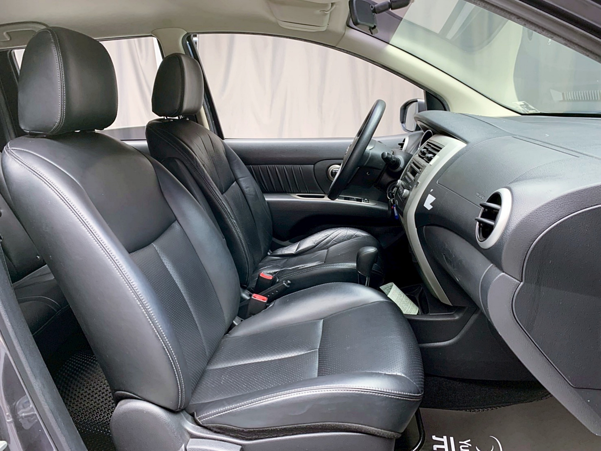 全台到府賞車 2020 Nissan Livina 行家皮椅版『小李經理』元禾國際車業/中古車/促銷中  第8張相片