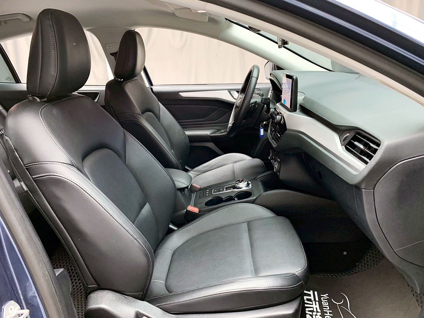 全台到府賞車 2020/21 Ford Focus 4D EcoBoost 182匹 佛心版『小李經理』元禾國際車業/中古車/促銷中  第10張相片