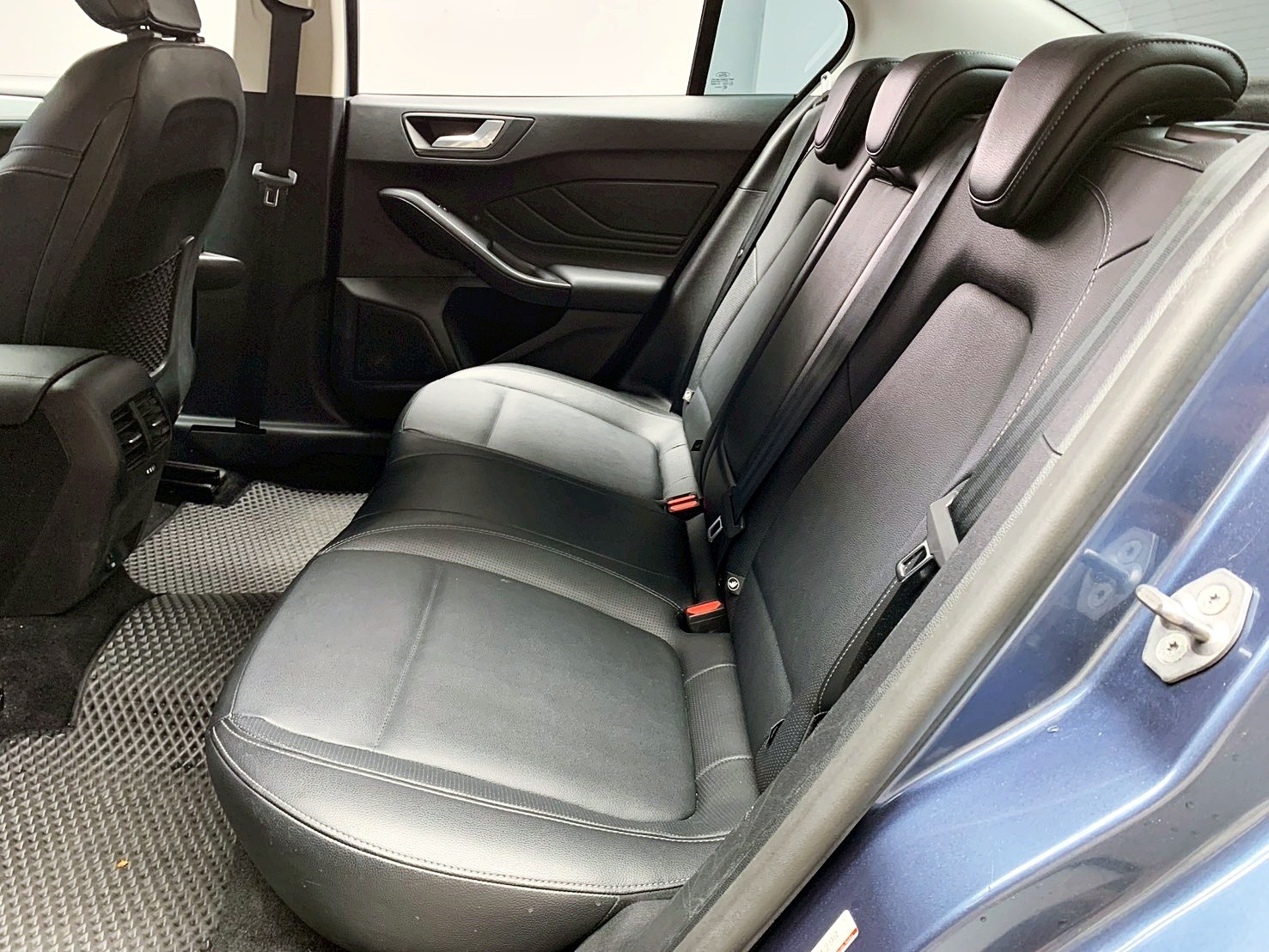 全台到府賞車 2020/21 Ford Focus 4D EcoBoost 182匹 佛心版『小李經理』元禾國際車業/中古車/促銷中  第13張相片