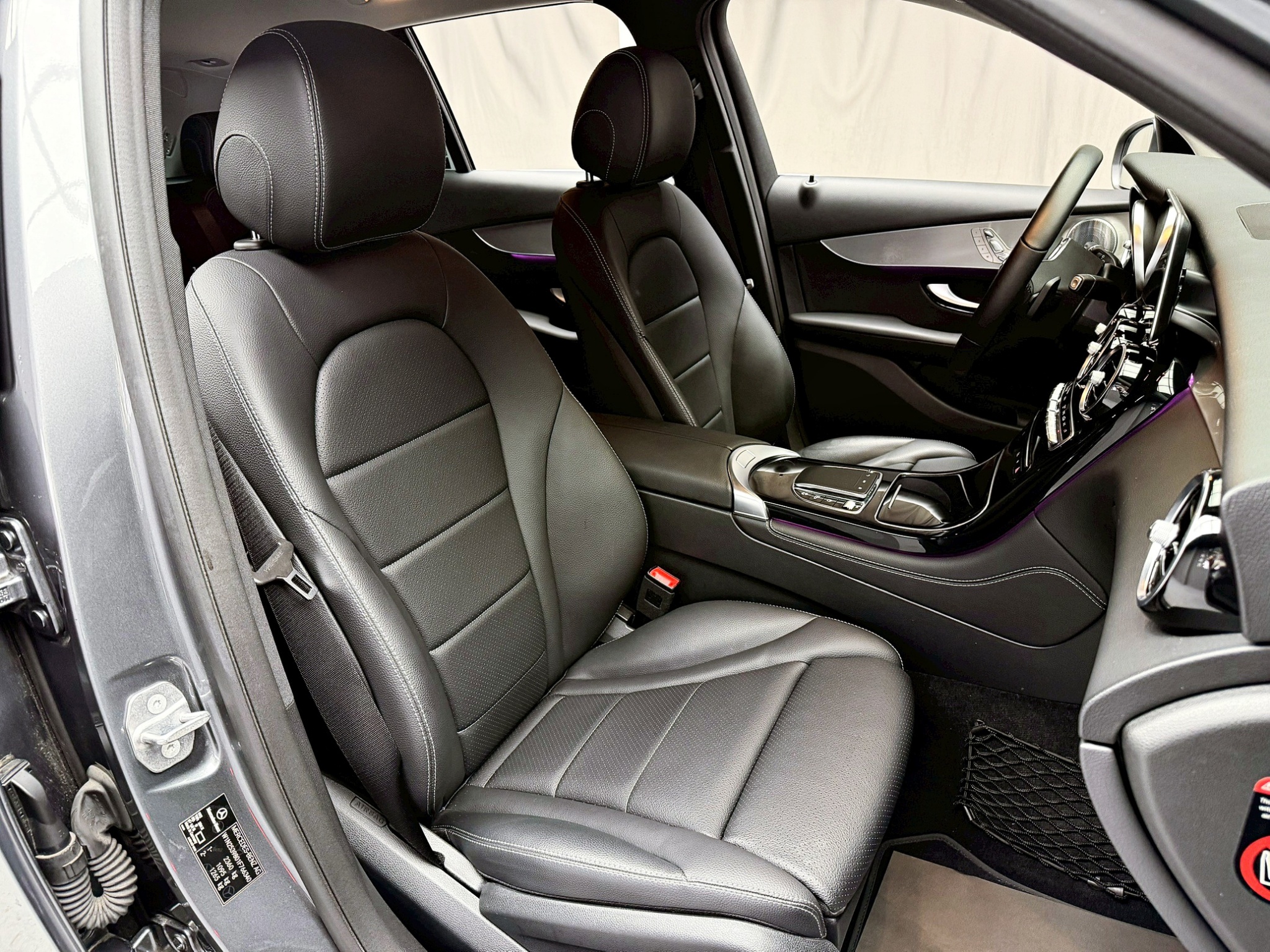 全台到府賞車 2019/20 Benz GLC200 X253型『小李經理』元禾國際車業/中古車/促銷中  第10張相片