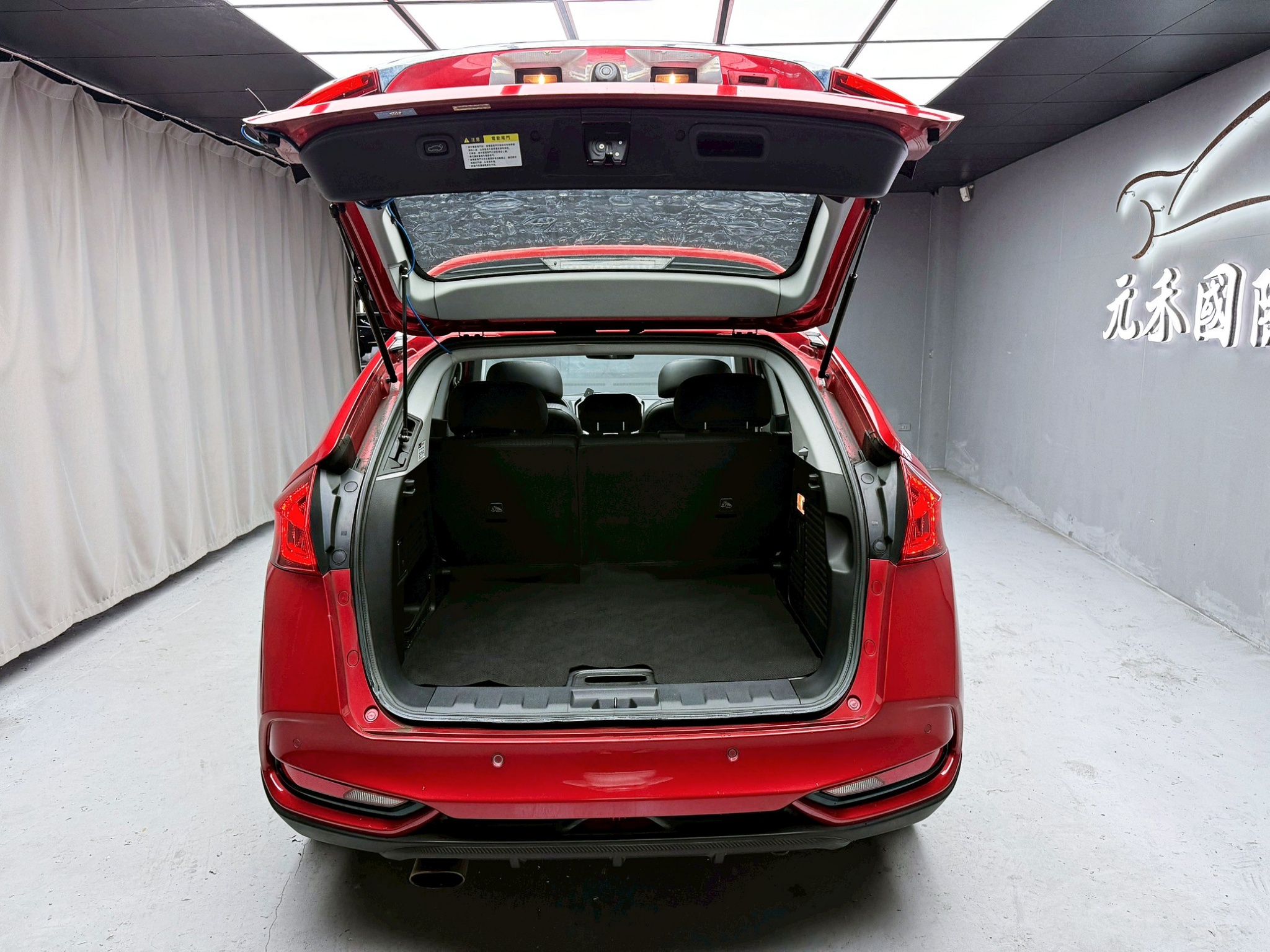 全台到府賞車 2018/19 Luxgen U6 GT AR環景版『小李經理』元禾國際車業/中古車/促銷中  第4張相片