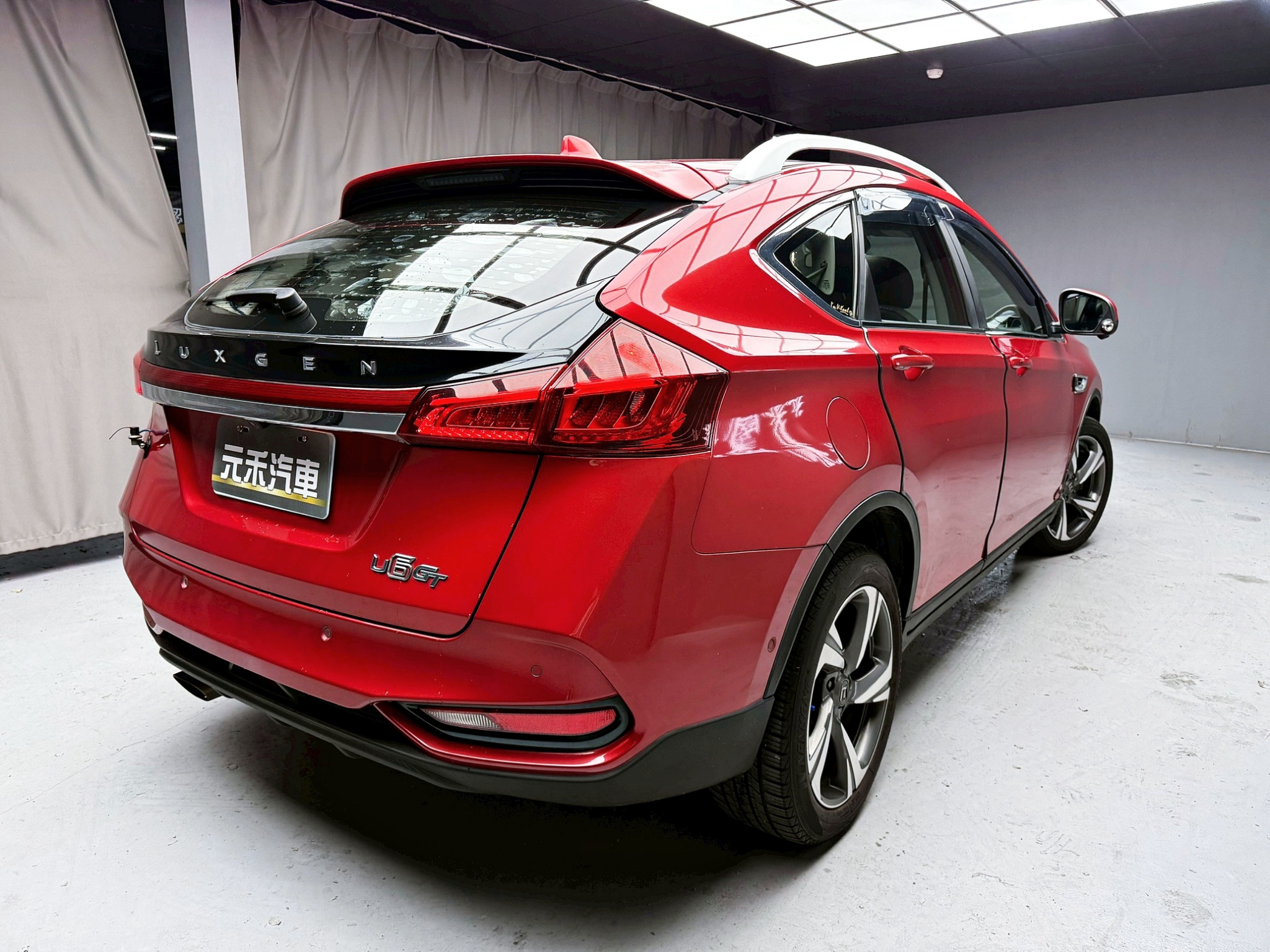 全台到府賞車 2018/19 Luxgen U6 GT AR環景版『小李經理』元禾國際車業/中古車/促銷中  第20張相片